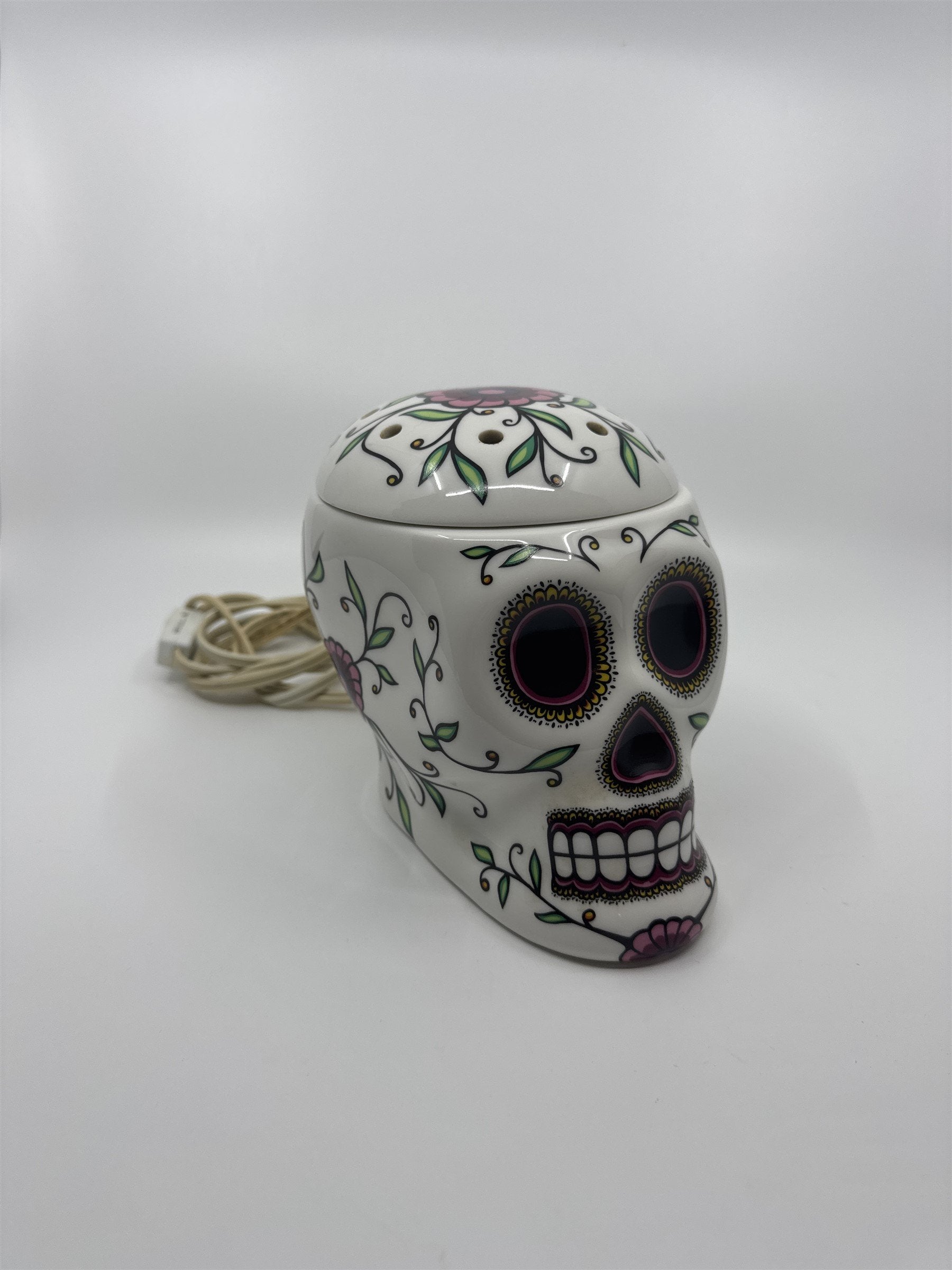 Scentsy Skull Calavera Sugar Skull Day of the Dead Wax Warmer WORKING