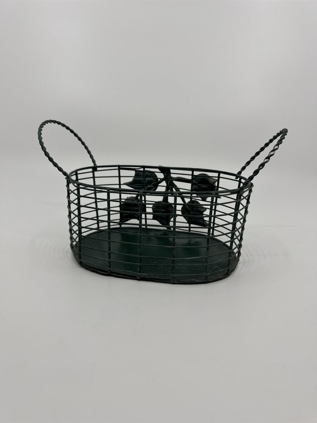 Vintage 7" Green Metal Wire Basket /w Handles and Leaves Vines Pattern
