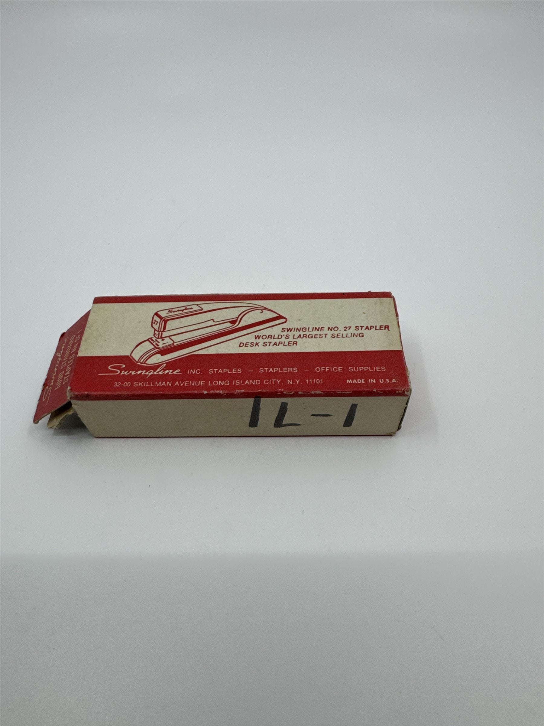 Vintage Swingline 5000 Standard Staples No. SF-1 NOS Staples (Some Missing)T038