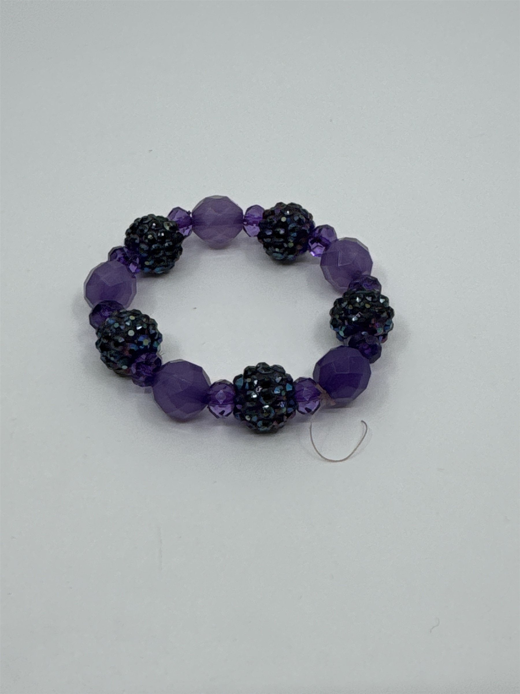 Vintage Purple Hard Plastic Acrylic Beaded Bracelet Shiny Ball Grape Color