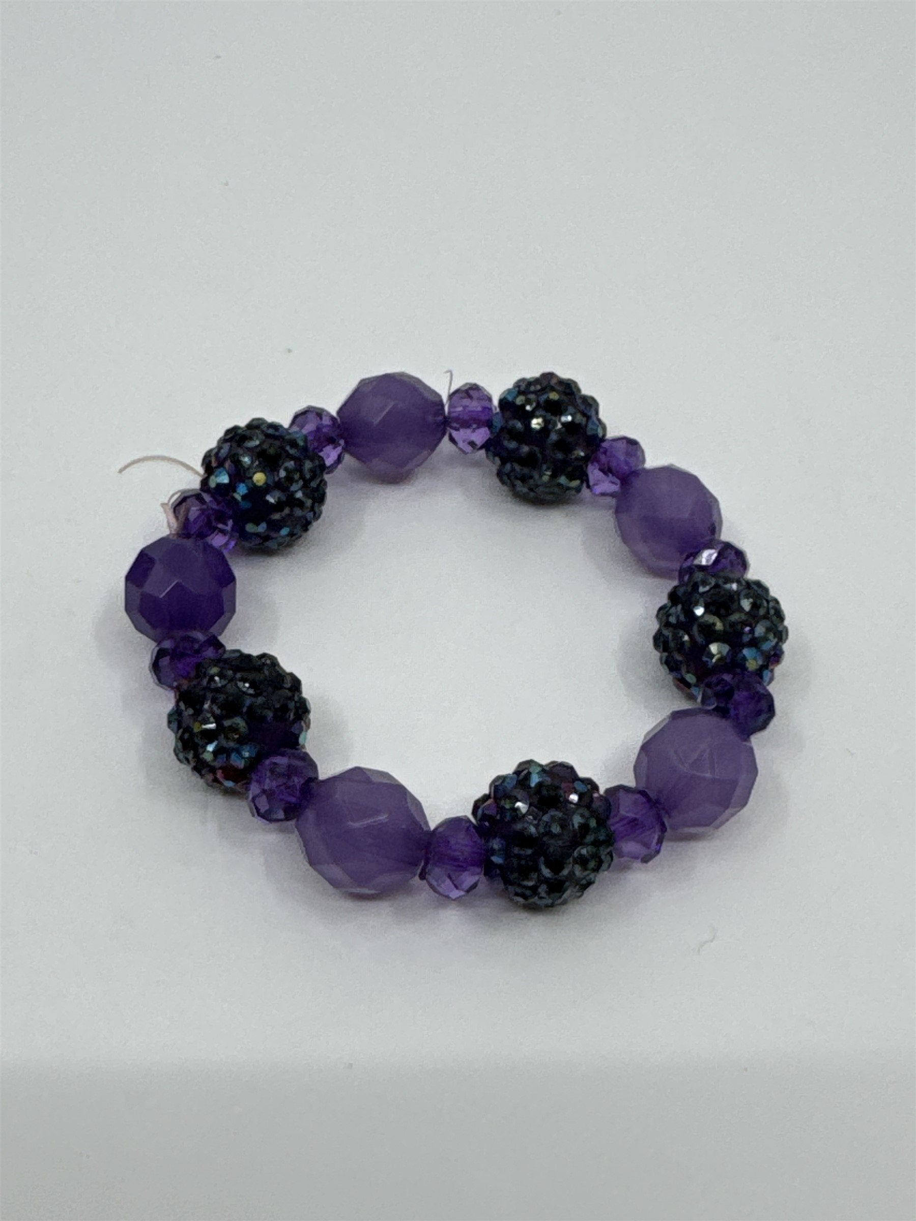 Vintage Purple Hard Plastic Acrylic Beaded Bracelet Shiny Ball Grape Color