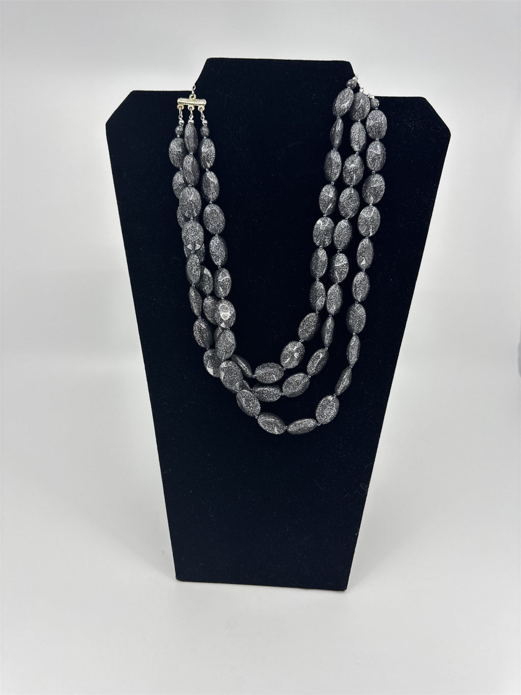 Vintage Grey Faux Stone Sparkle Glitter Necklace /w Three Strands Unsigned