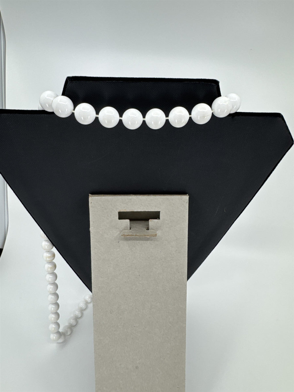 Vintage Costume Jewelry Necklace Thick White Beads