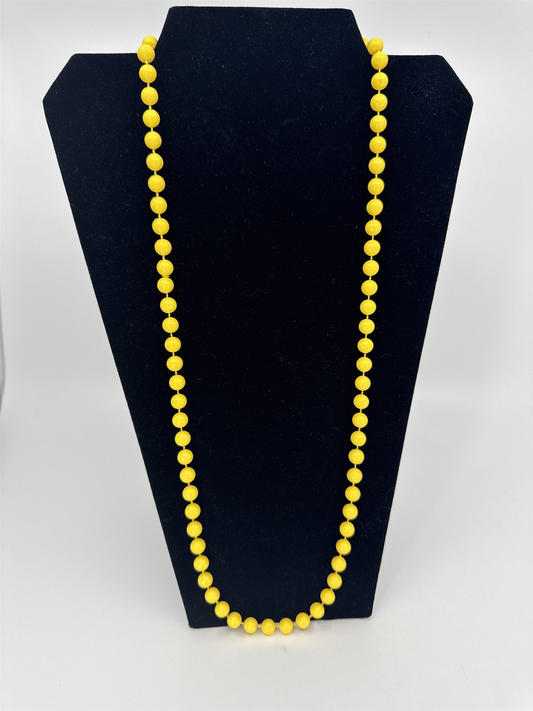 Vintage Yellow Resin Beaded Necklace Beads Costume Jewelry