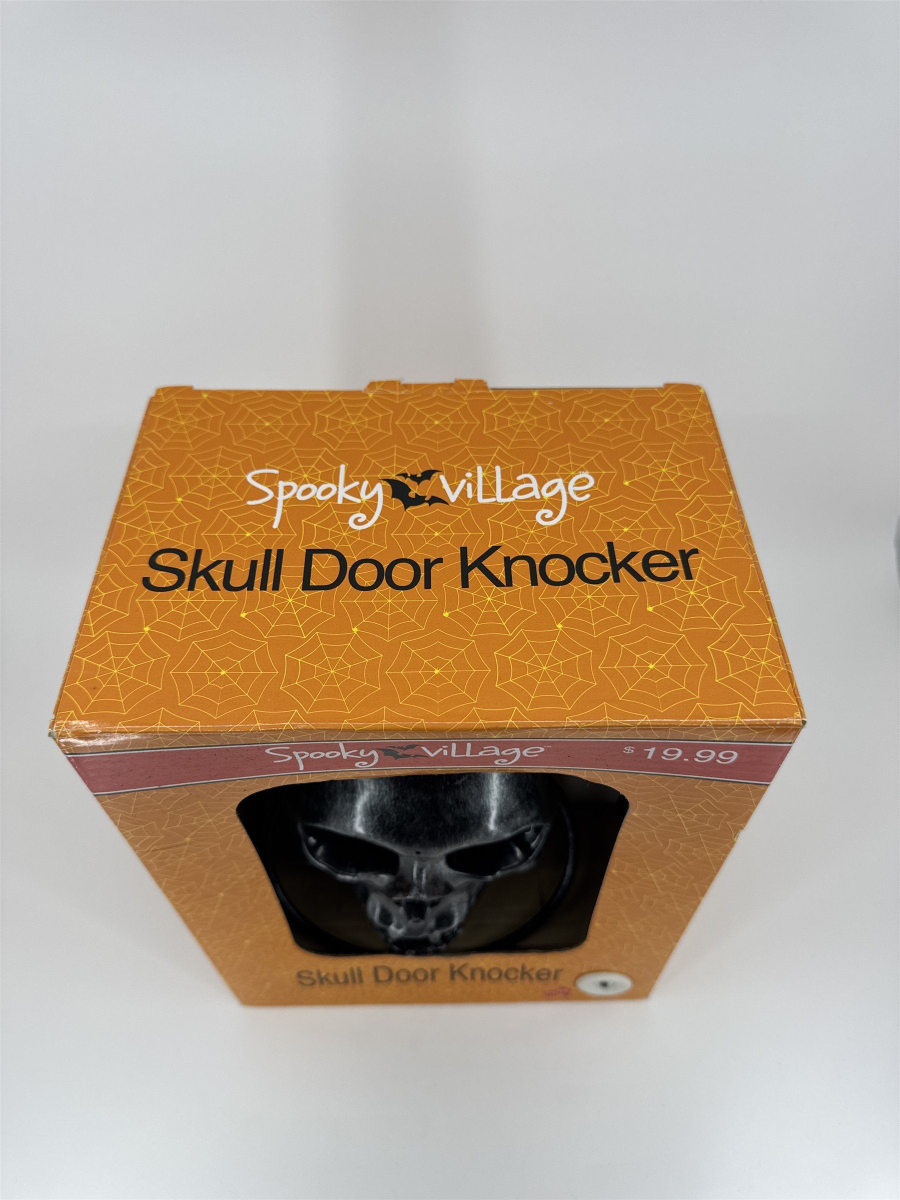 Retired Halloween Spooky Village Skull Door Knocker Howling Moving Jaw Eyes Lit