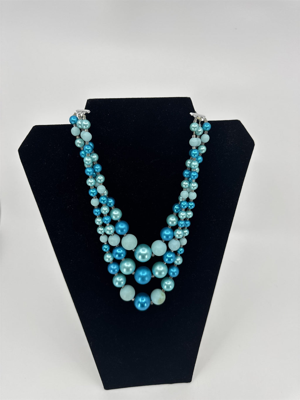 Vintage JAPAN Costume Jewelry Faux Pearl Two Toned Icy Blue 3-Strand Necklace