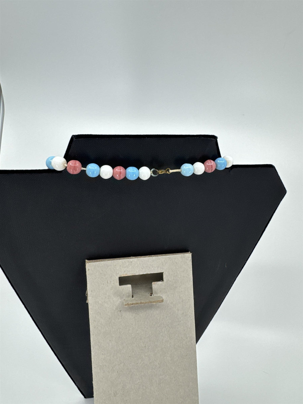 Vintage Womens Necklace Costume Jewelry Pink Blue and White Strung Beads