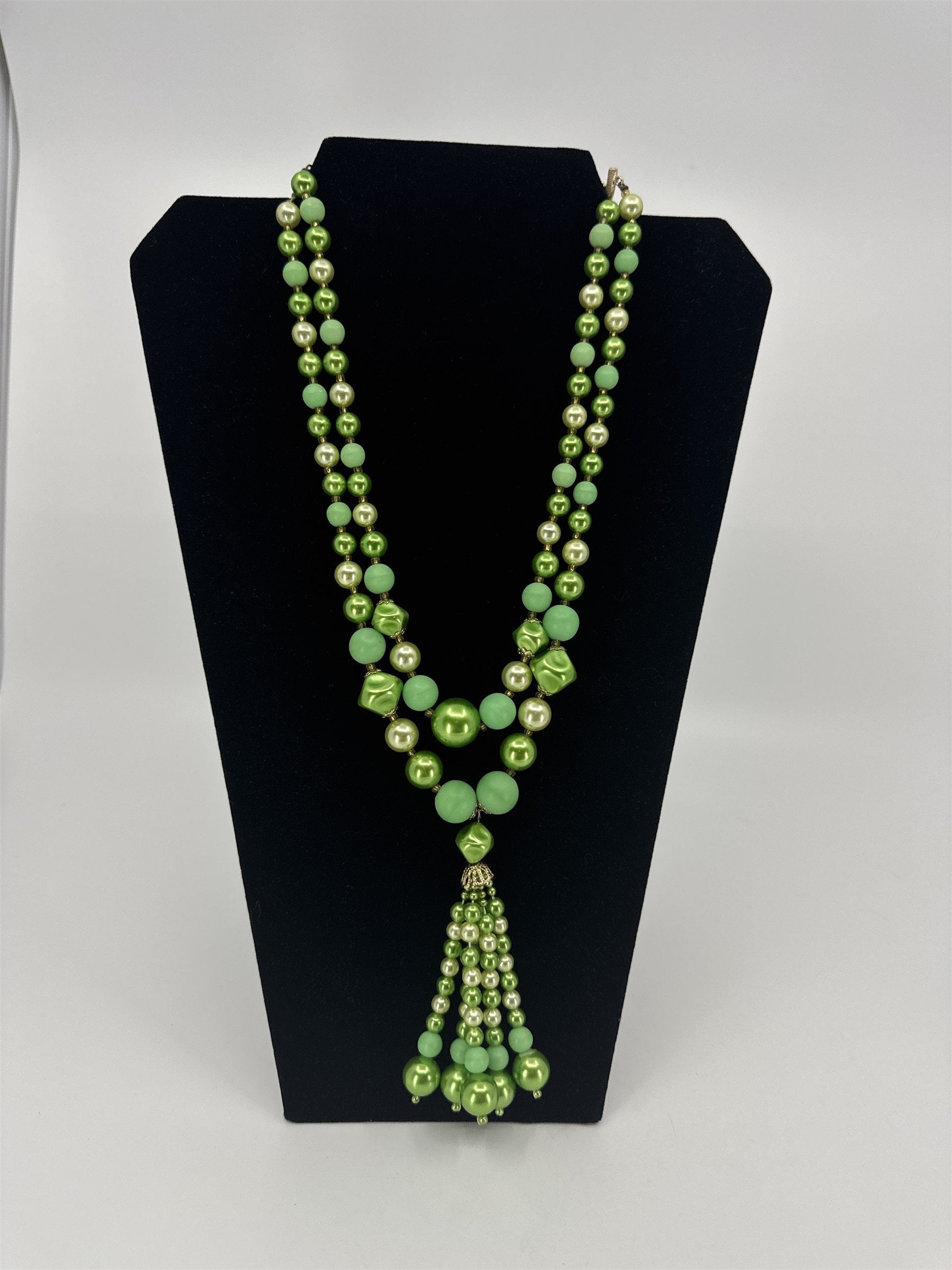 Vintage Womens Necklace 3-Strand Rose Green St. Patricks Day Necklace JAPAN