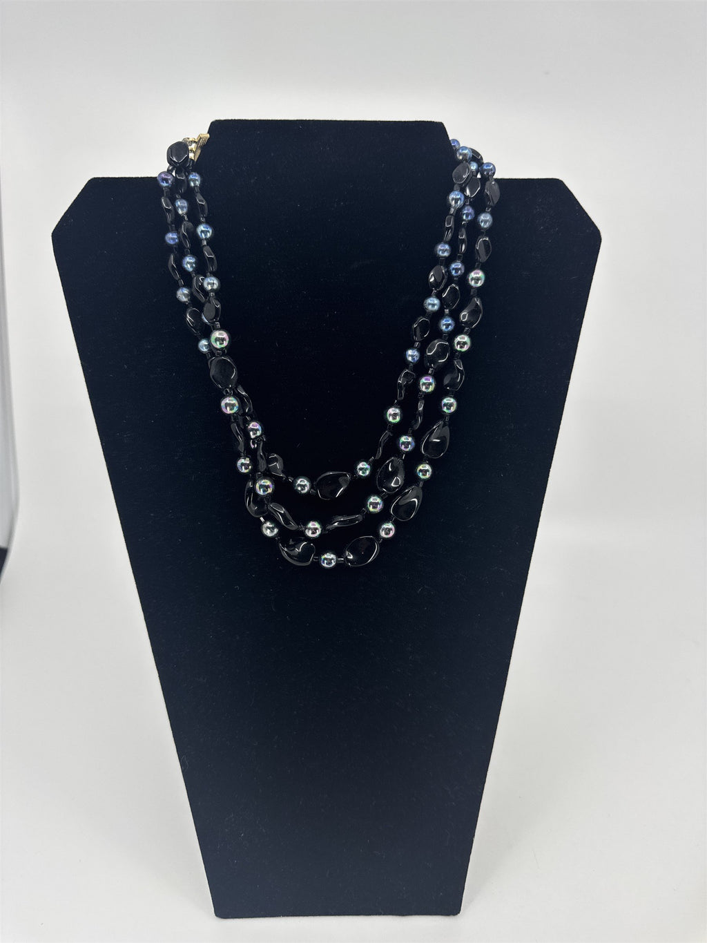 Vintage Womens Necklace Costume Jewelry JAPAN Black Stones and Iridescent Beads