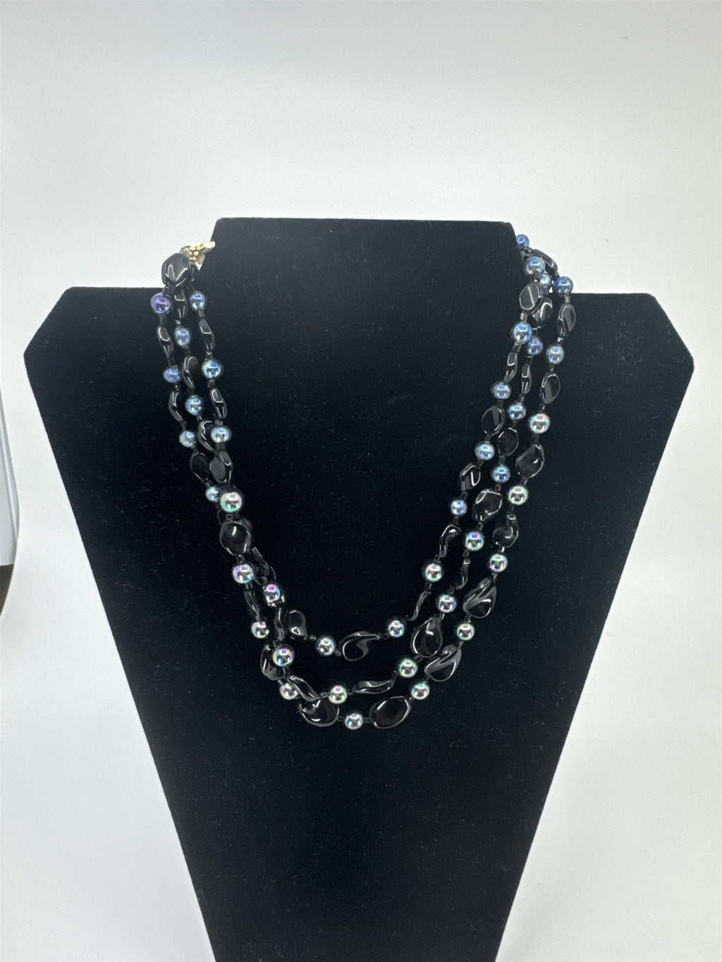 Vintage Womens Necklace Costume Jewelry JAPAN Black Stones and Iridescent Beads