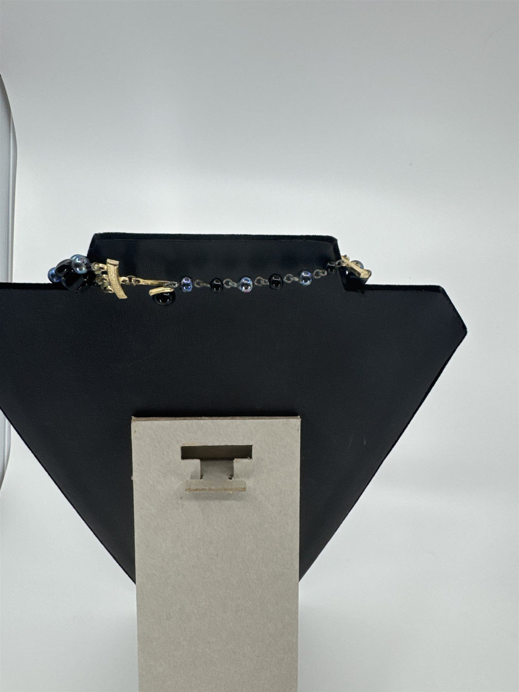 Vintage Womens Necklace Costume Jewelry JAPAN Black Stones and Iridescent Beads
