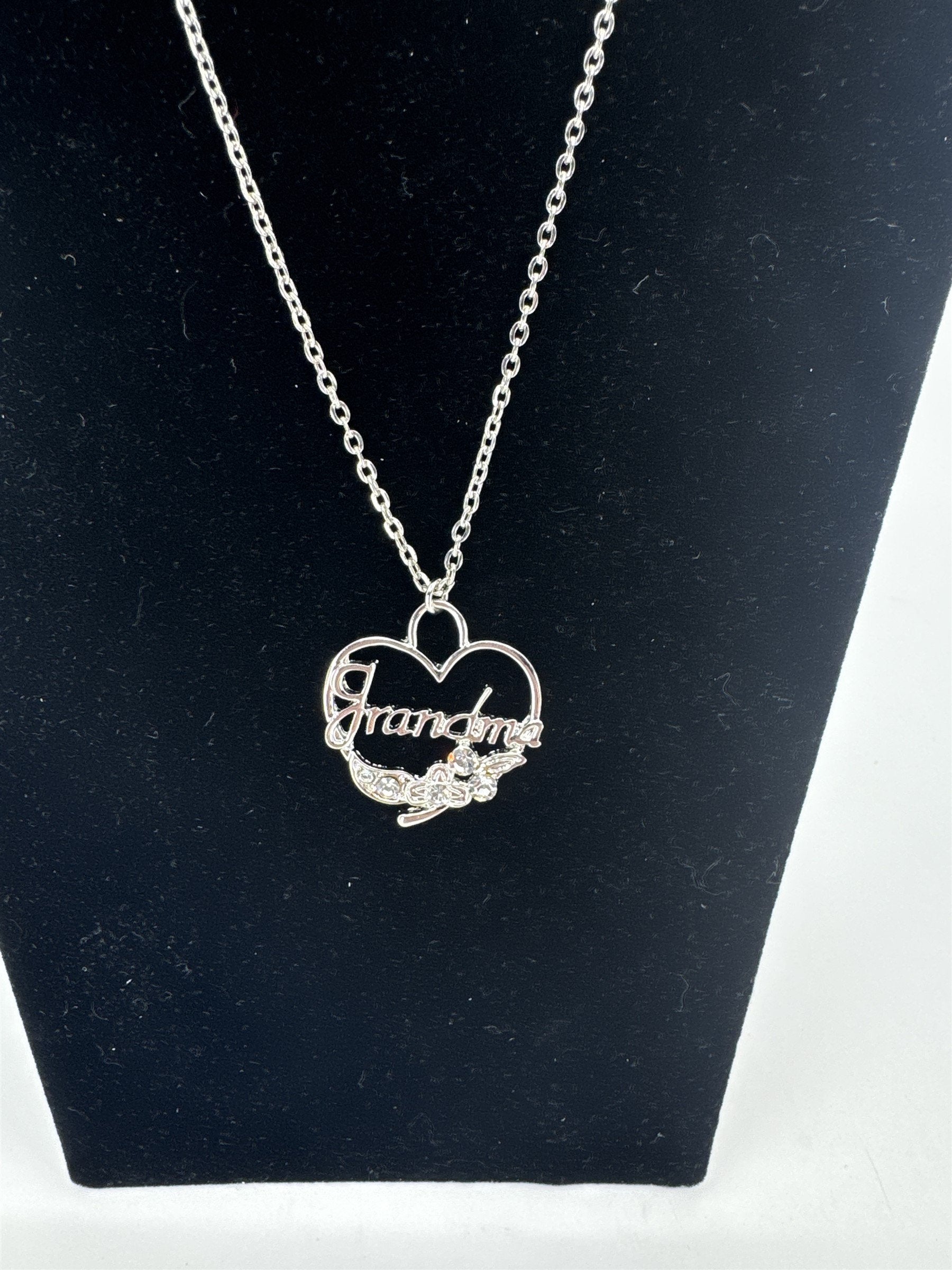 Silver Tone Grandma Necklace /w Floral Rhinestones Chain Necklace