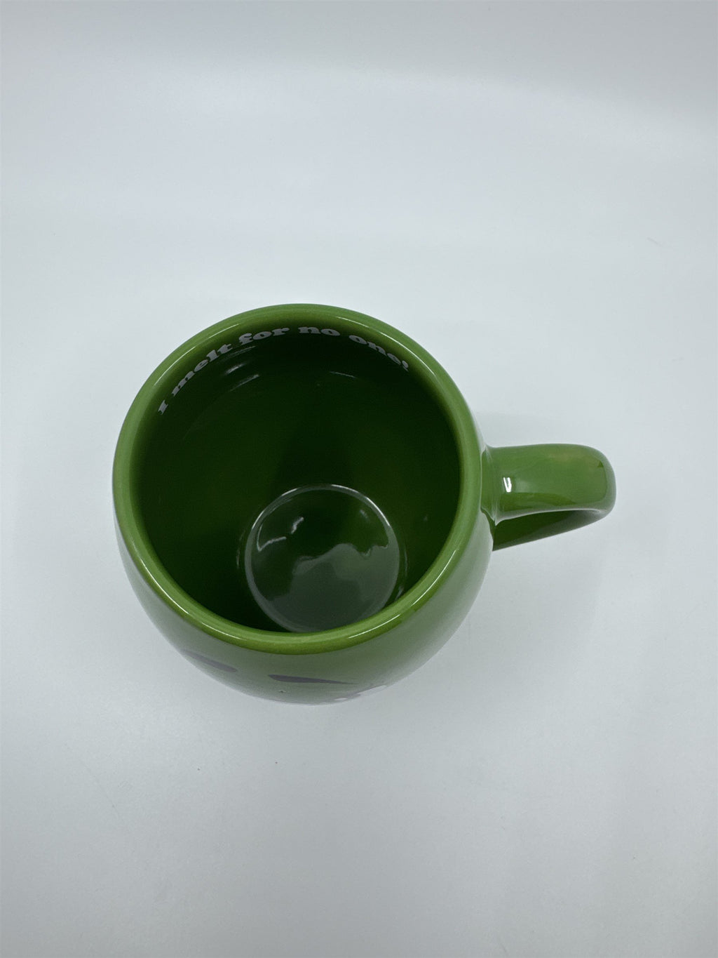 M&M World I Melt for No One Large 20oz Green Barrel Coffee Mug Cup (Chip/Crack)