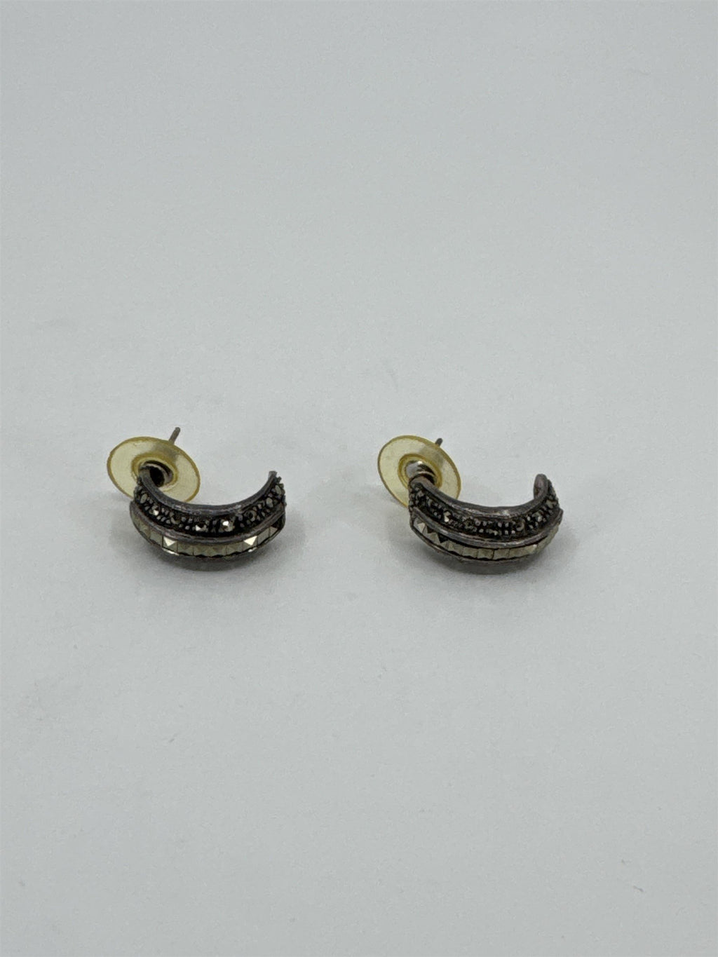 Vintage Silver Tone Sparking Gold Shining Retro Pin Earrings Costume Jewelry