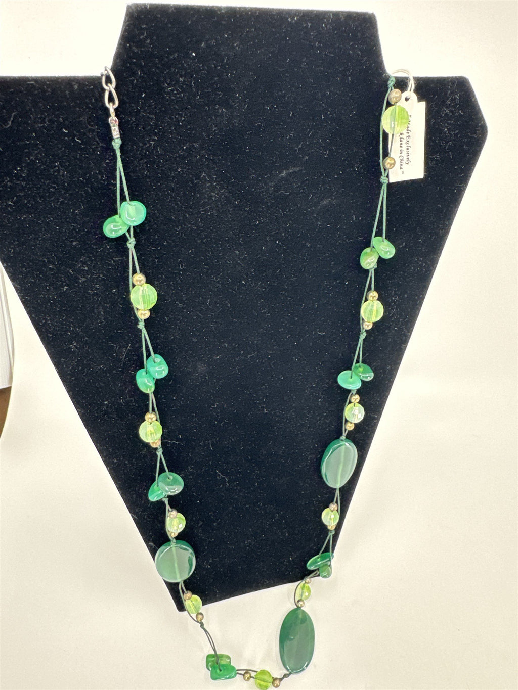 Jewels by Park Lane Necklace and Earrings Set Green Beads Faux Stones