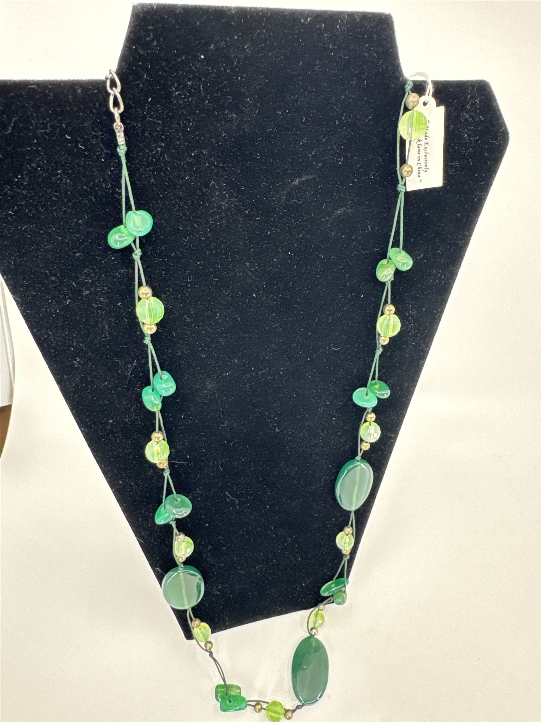 Jewels by Park Lane Necklace and Earrings Set Green Beads Faux Stones