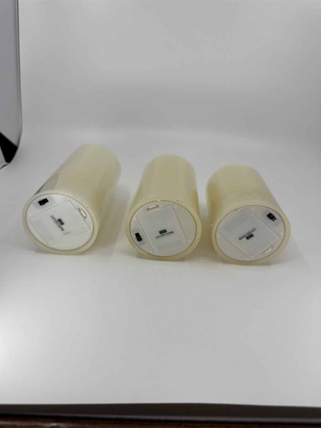 Lavish Home Set of 3 Flameless LED Candles /w Remote and Timer Feature 72-0030W