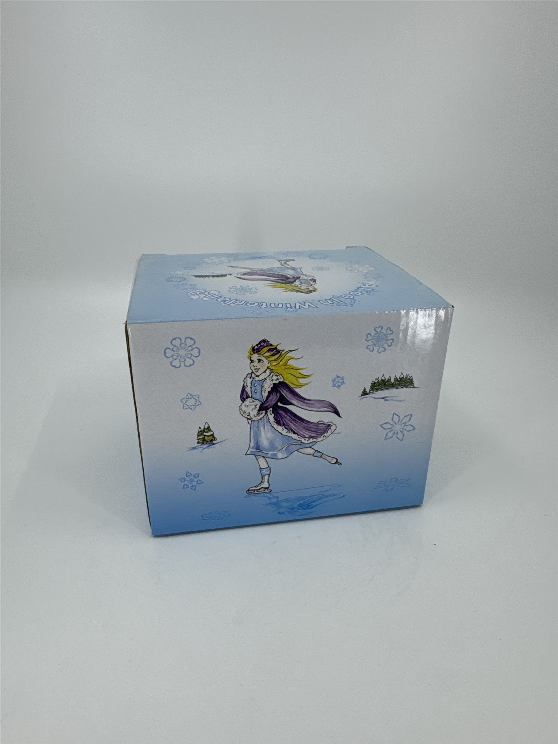 Cardew Design England Paul Cardew Alice in Wonderland Mad Creamer AIW13053
