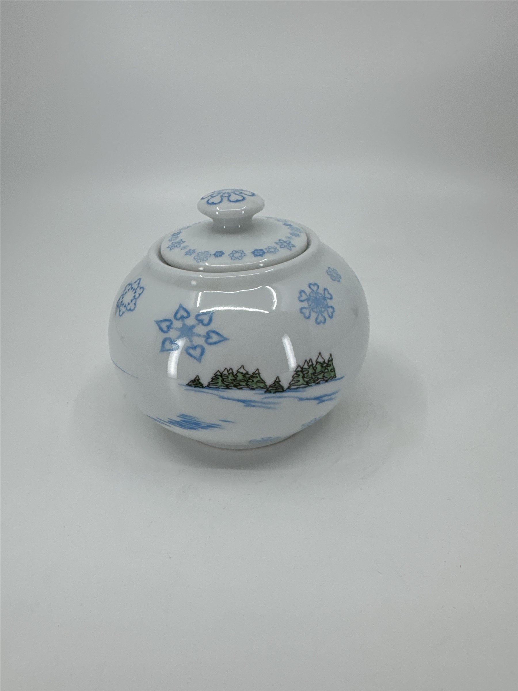 Cardew Design England Paul Cardew Alice in Wonderland Rabbit Sugar Covered Dish