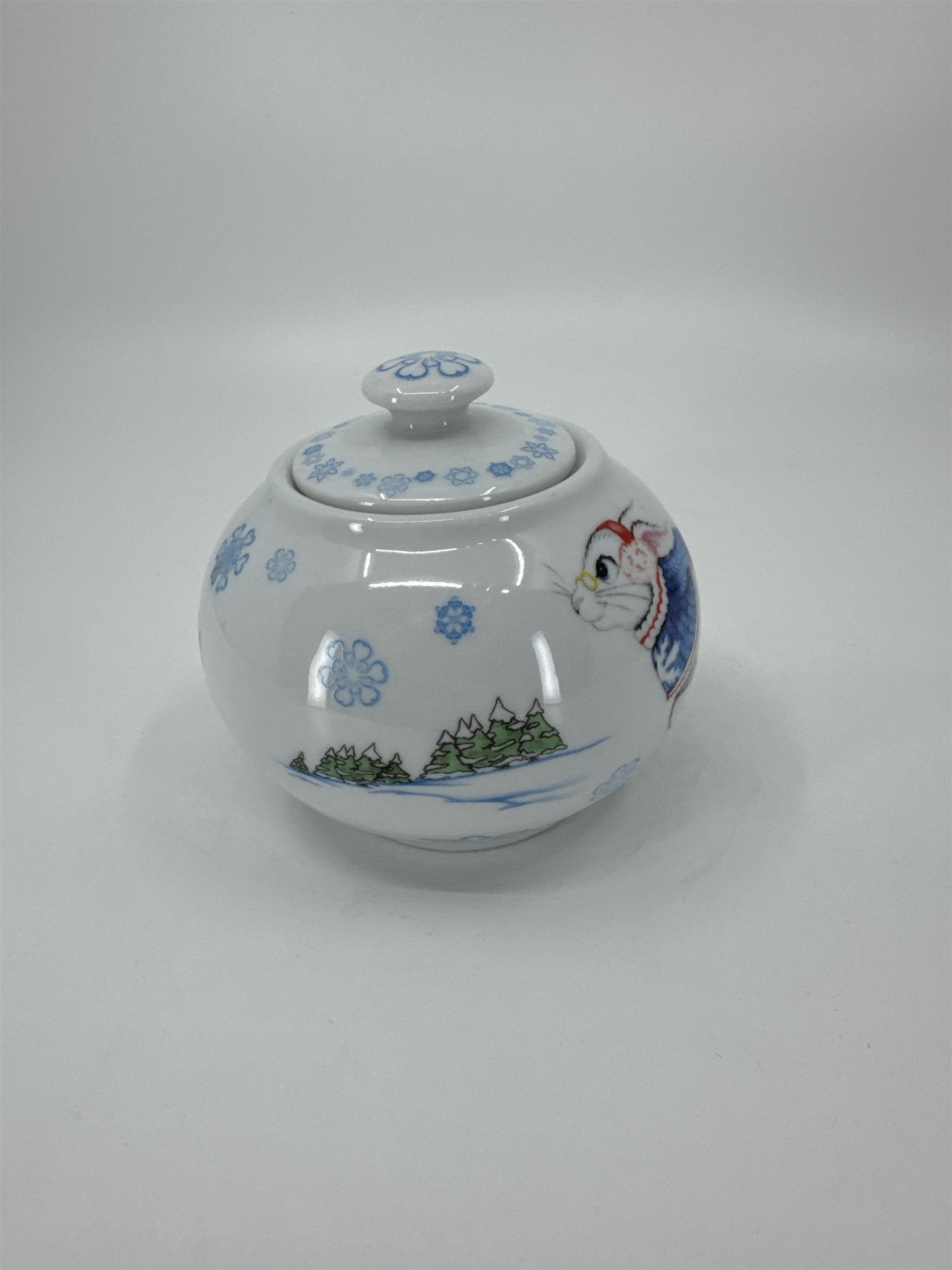 Cardew Design England Paul Cardew Alice in Wonderland Rabbit Sugar Covered Dish