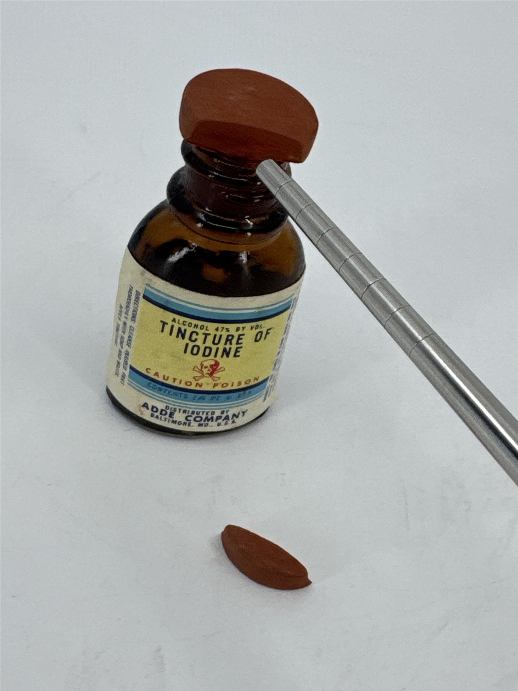 Vintage Tincture of Iodine Bottle Skull & Crossbones ADDE CO. MD **Broken Cap**