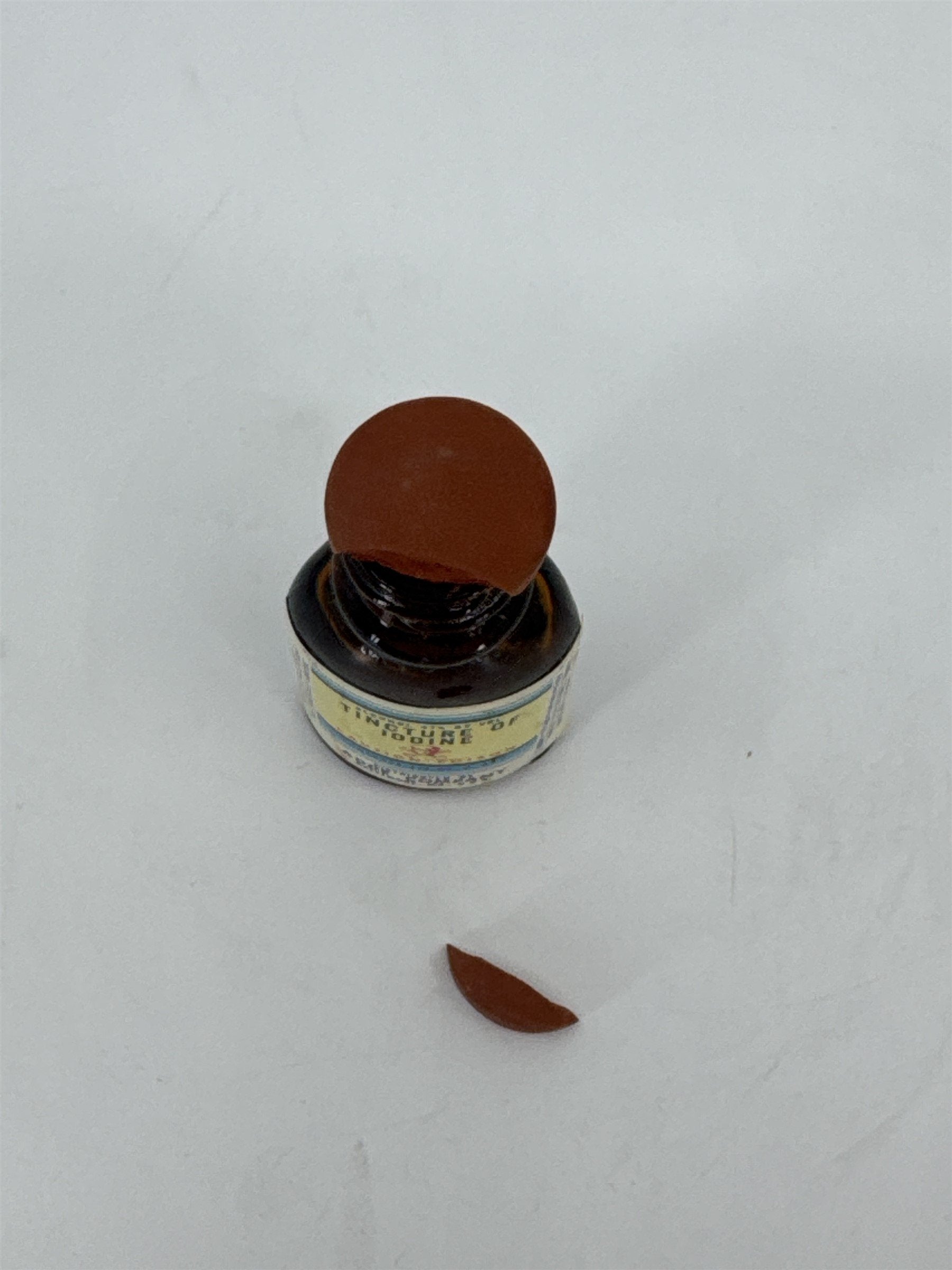 Vintage Tincture of Iodine Bottle Skull & Crossbones ADDE CO. MD **Broken Cap**