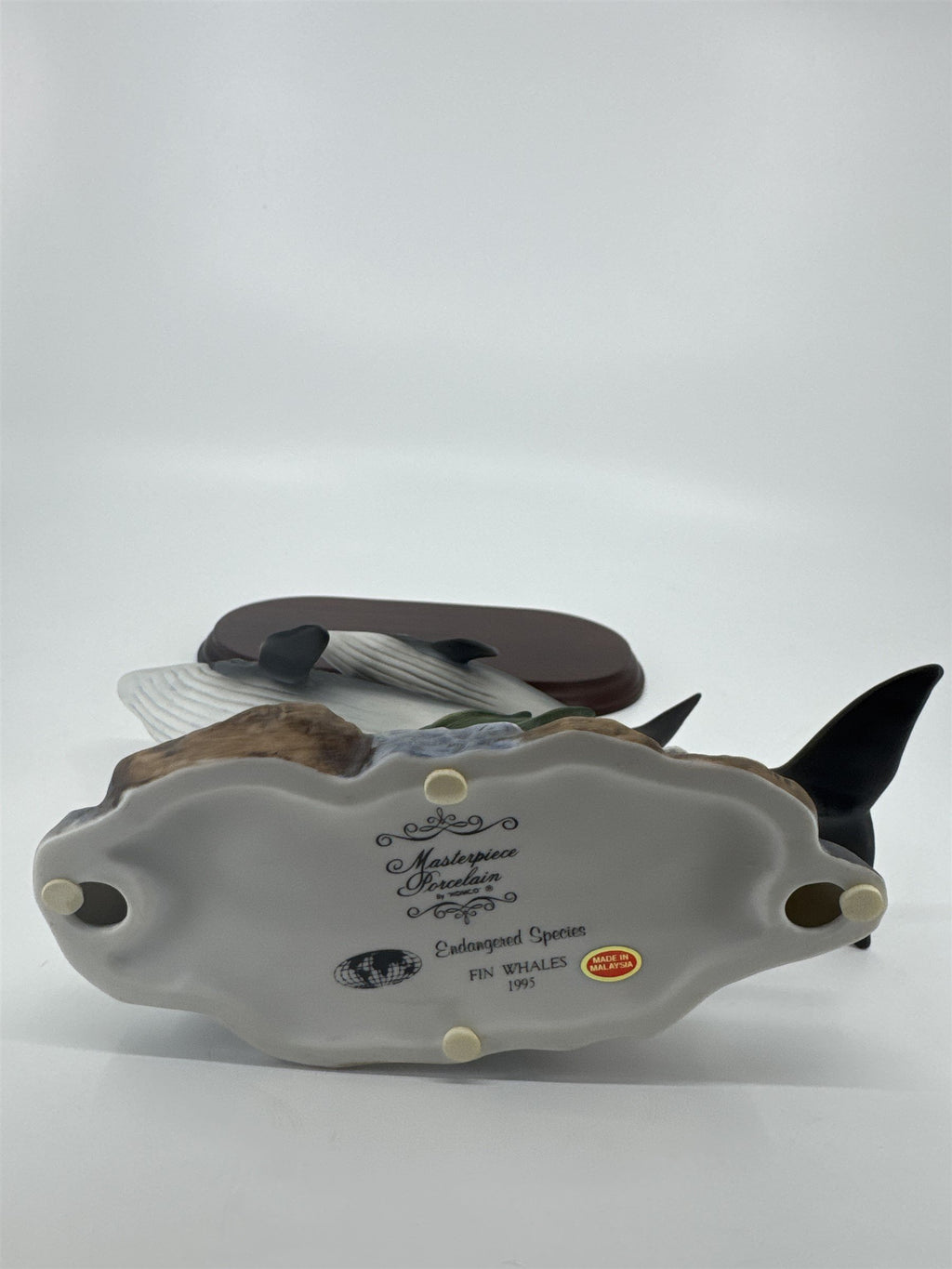 Homco Masterpiece Porcelain Figurine Endangered Species Fin Whales /w Wood Base
