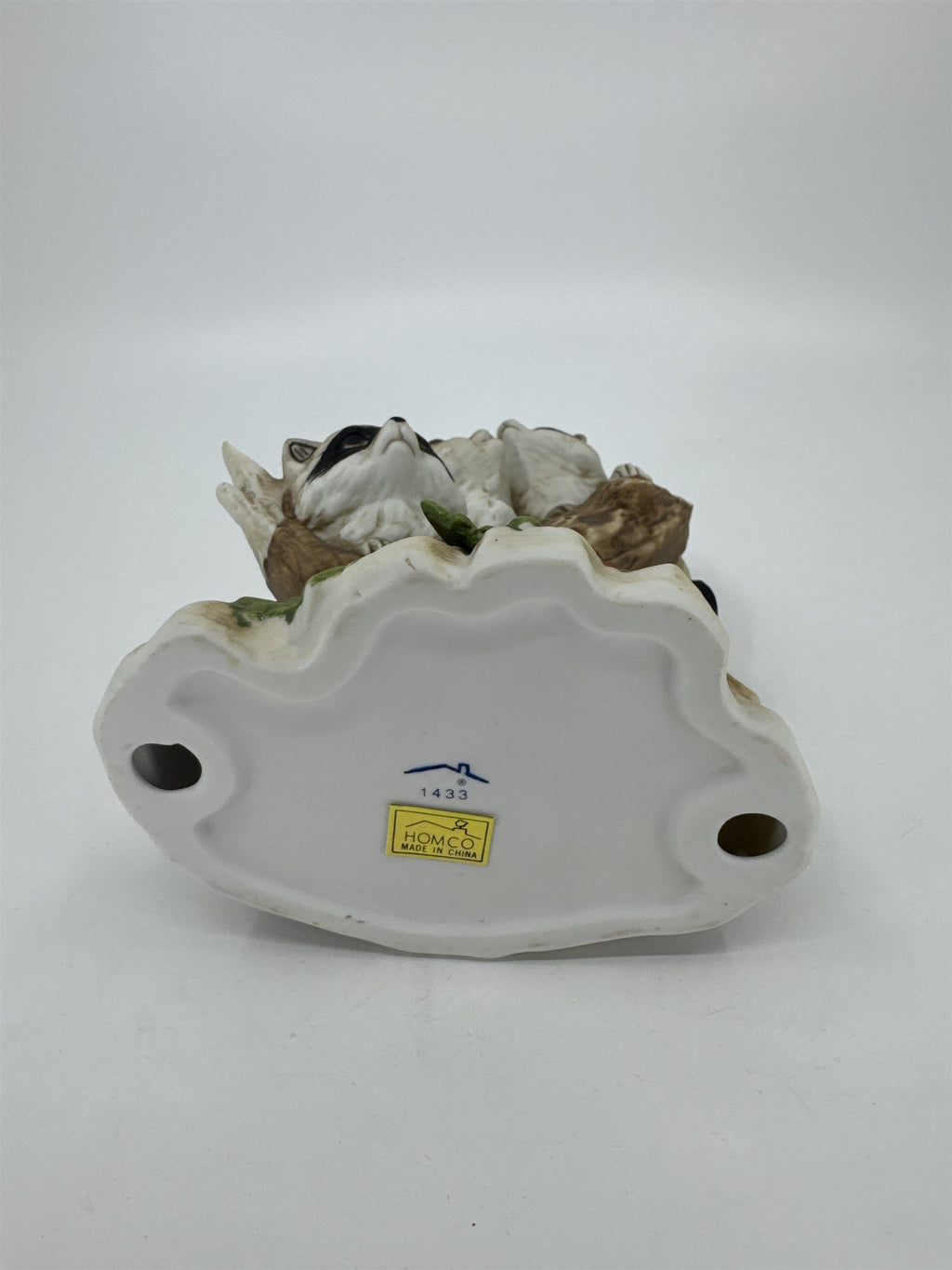 Homco Home Interiors Porcelain Wilderness Figurine 1433 Racoons Family on Log