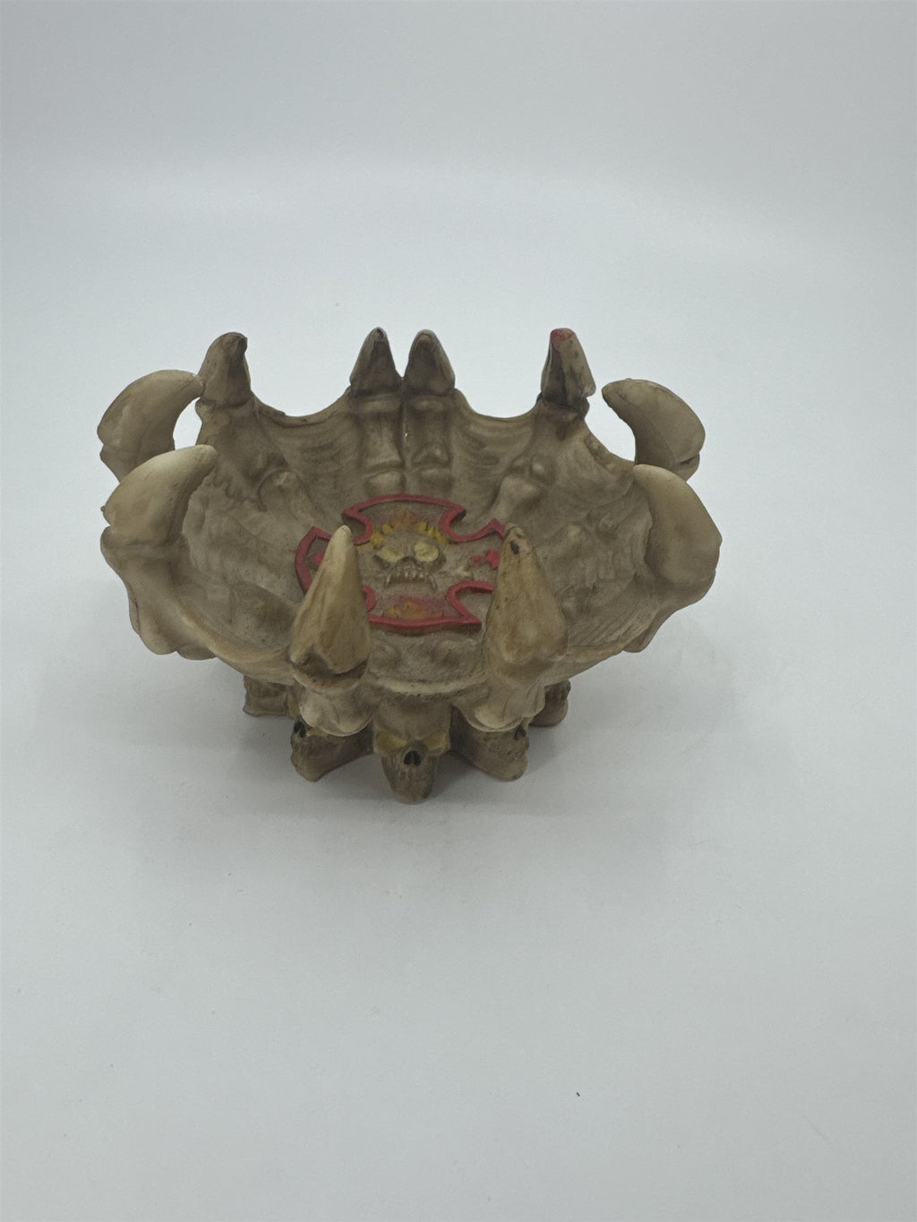 Vintage Resin Skull Fire Bones Jewelry Dish Ashtray Tray Spikey Bones Halloween