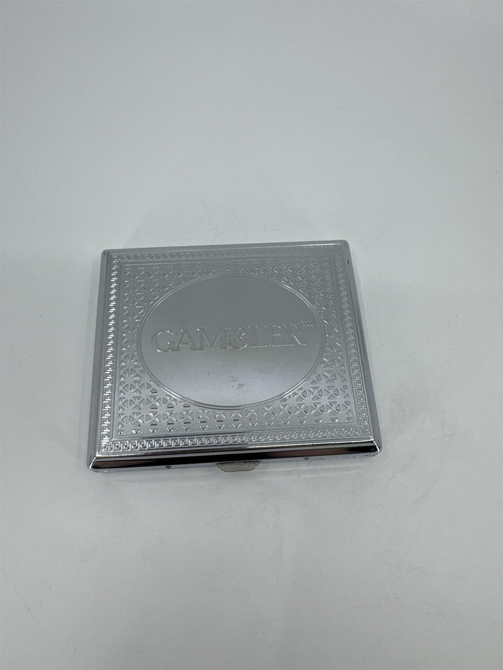Gambler Cigarette Carrying Case Woman Smoking /w Bonnet Embossed Cigarette Case