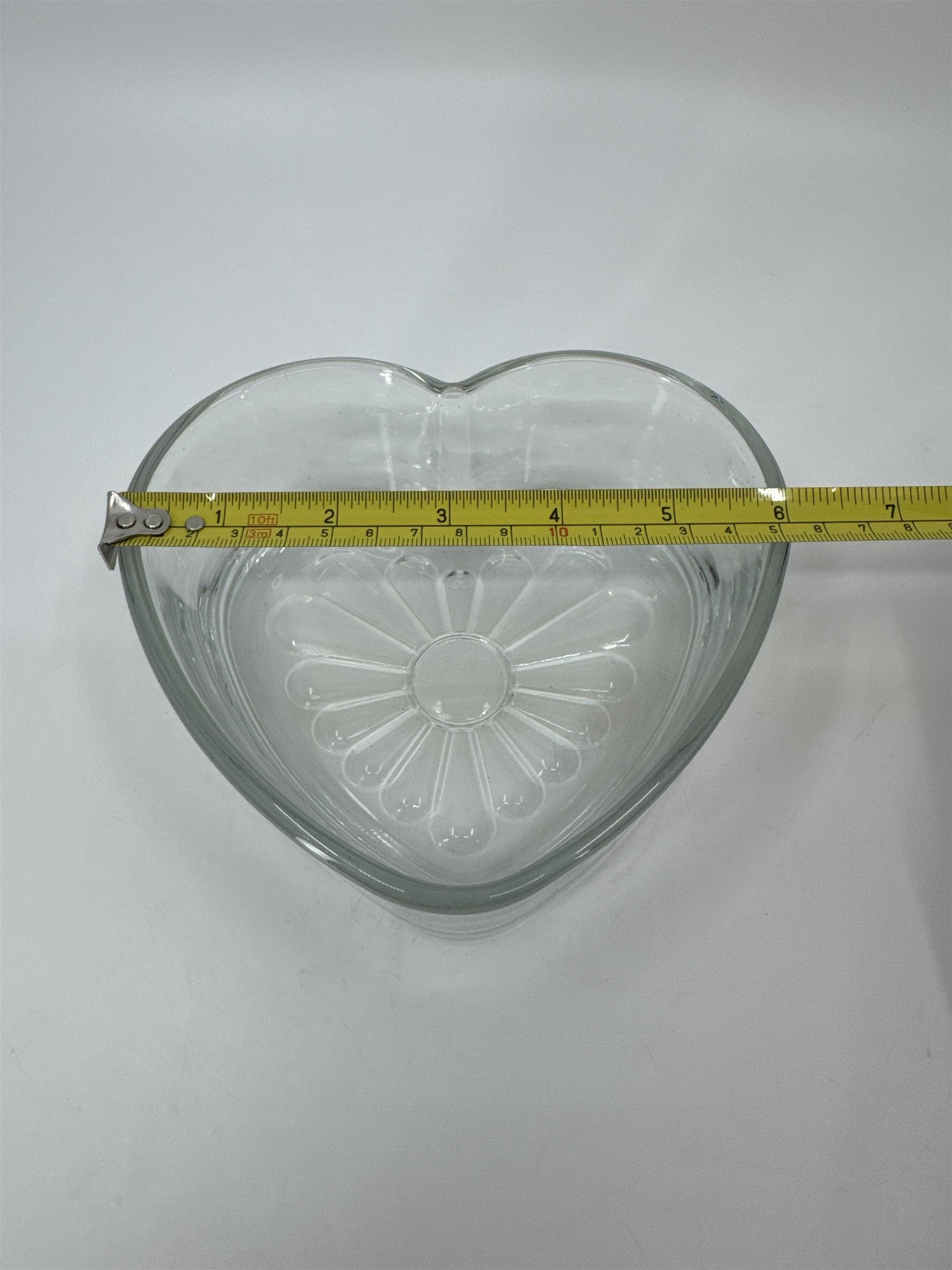 Libbey Libby Clear Glass Heart Shaped Candy Dish Trinket Keepsake Valentine Wedd