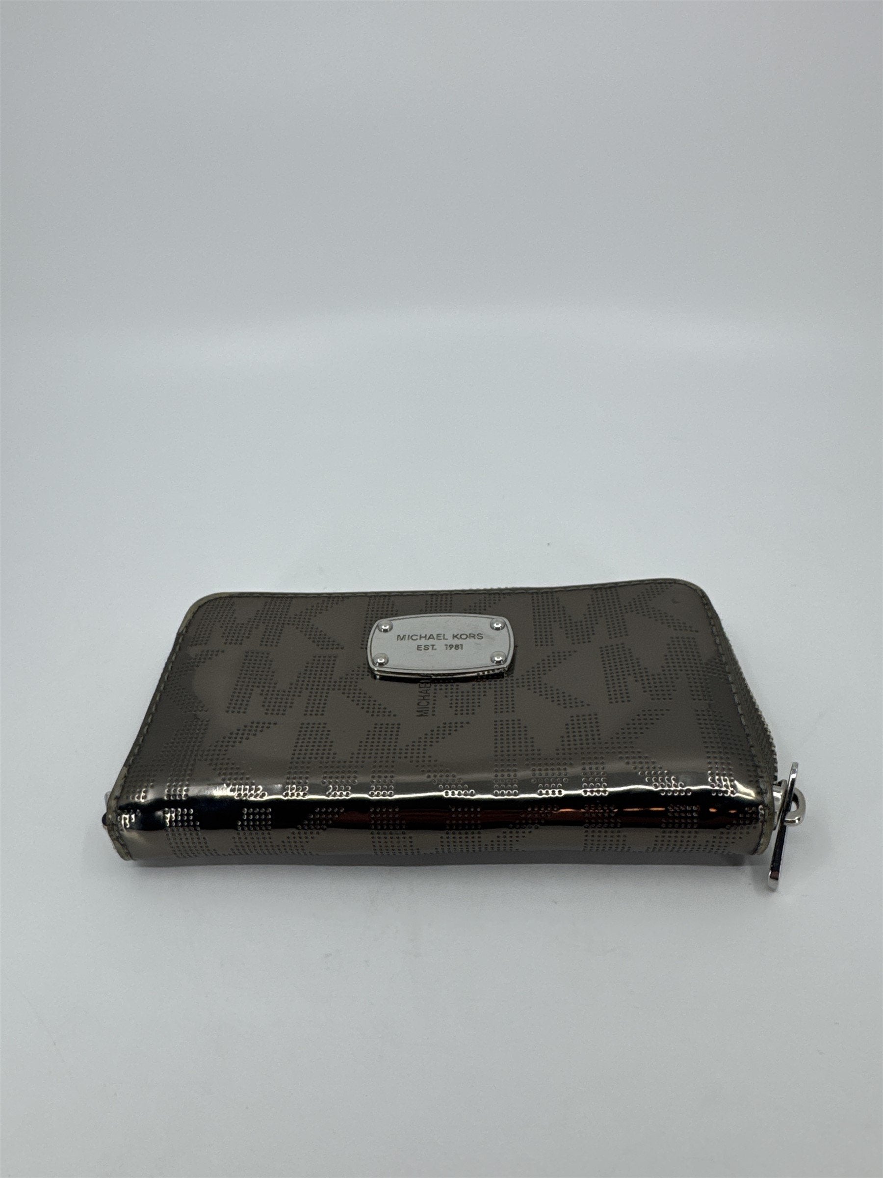Michael Kors Signature Silver Gray Metallic Shiny Zippering Wallet Silver Accent