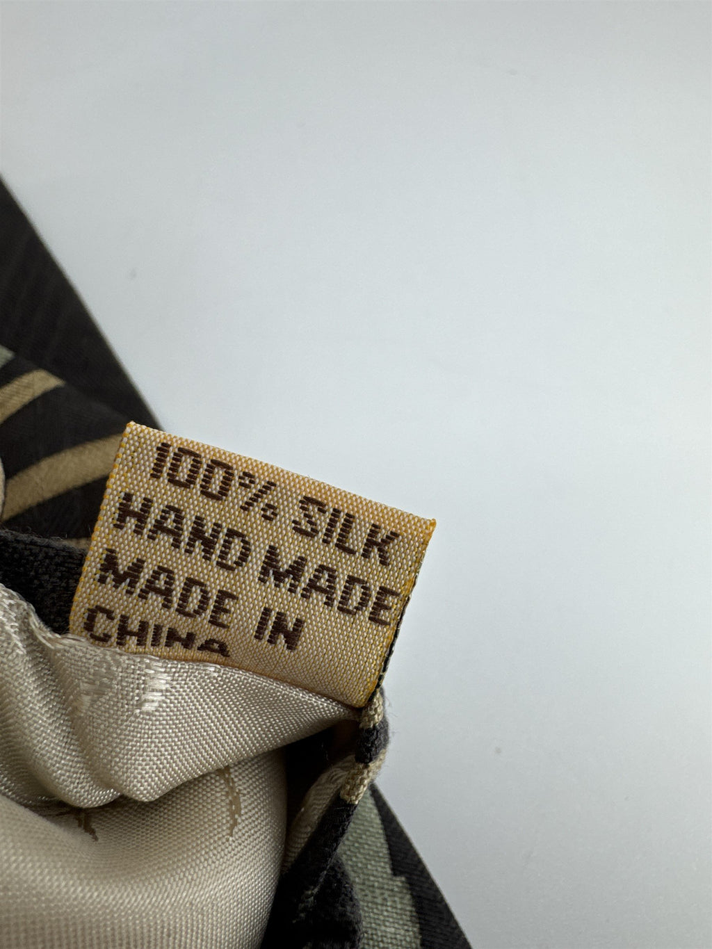 Tommy Bahama 100% Silk Hand Made Tropical Palm Tree Palms Leaf Mens Tie