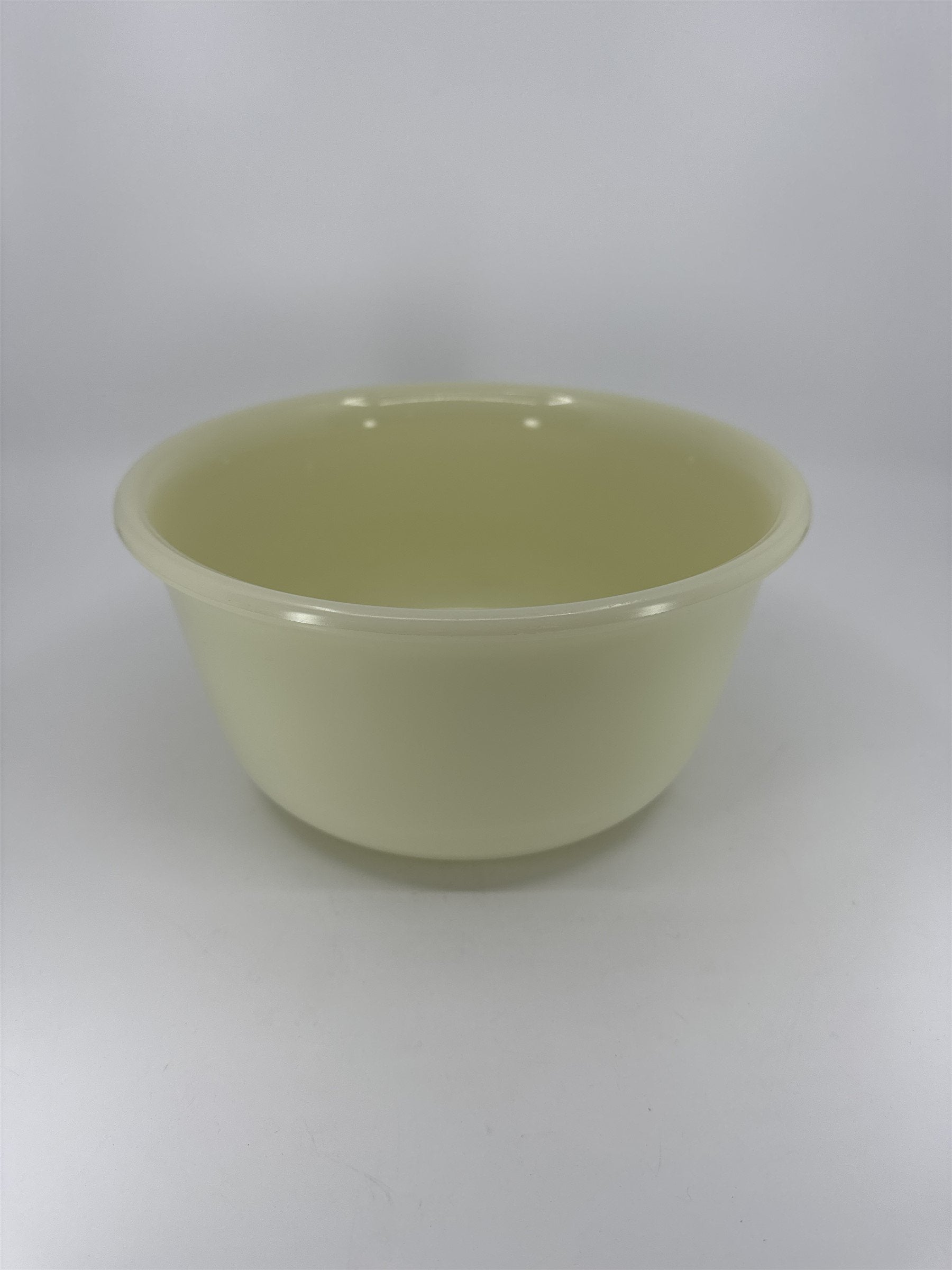 Vintage Hamilton Beach Mixing Bowl Pale Yellow Cream 9" Glass Bowl Racine Wisc.