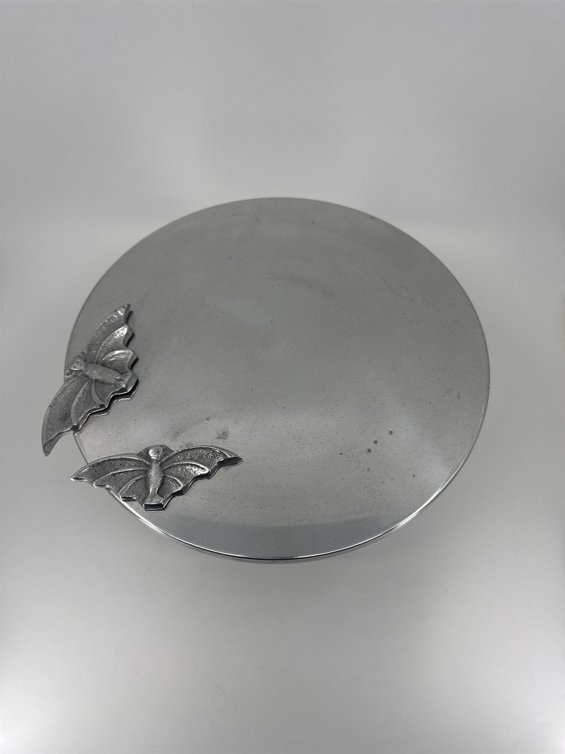 Vintage Metal Platter /w Metal Bat Accents Halloween Home Decor Stand Platter