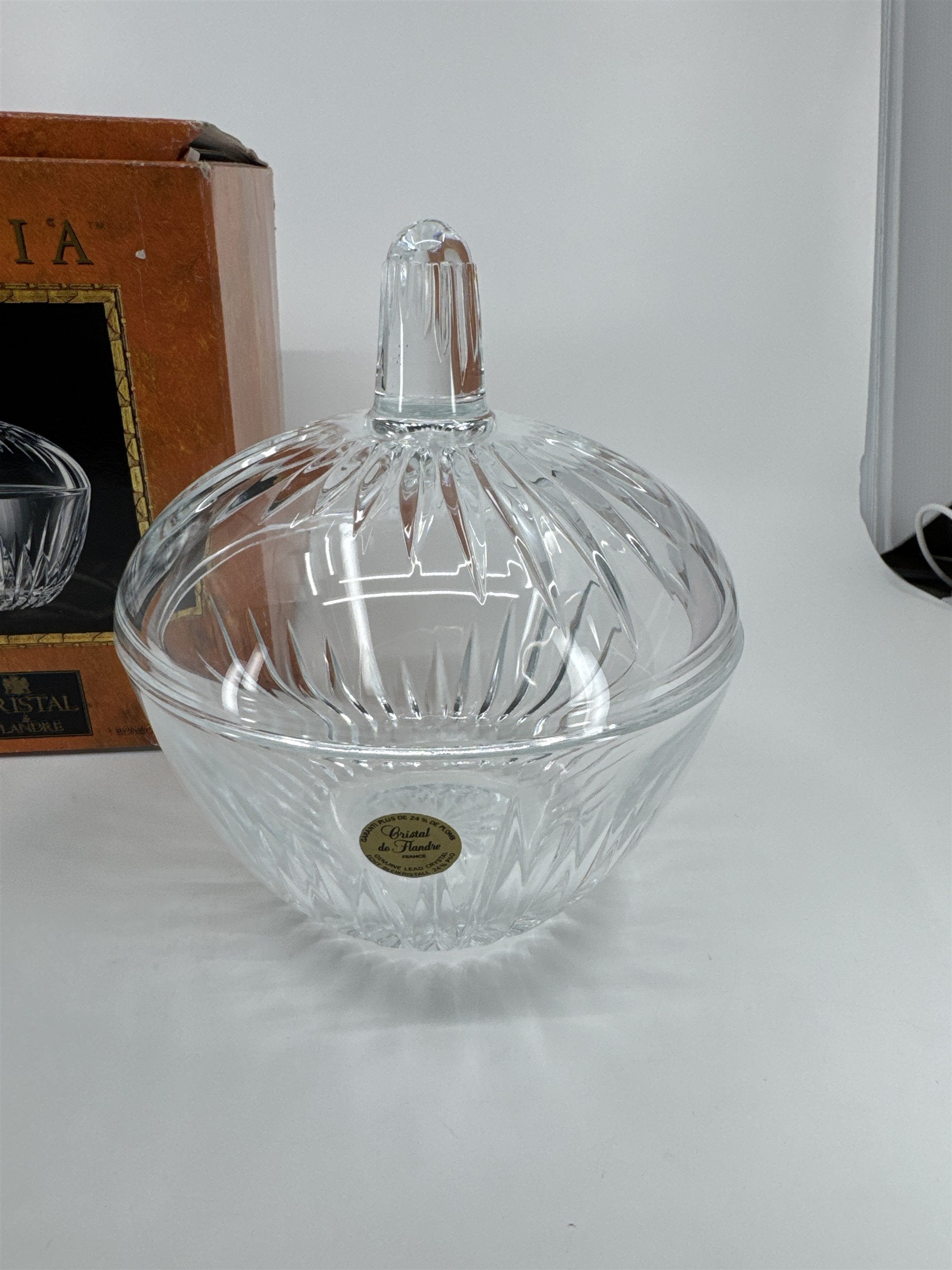 AUSTRIA Crystal de Flandre Bonbonniere Covered Candy Dish Made in France