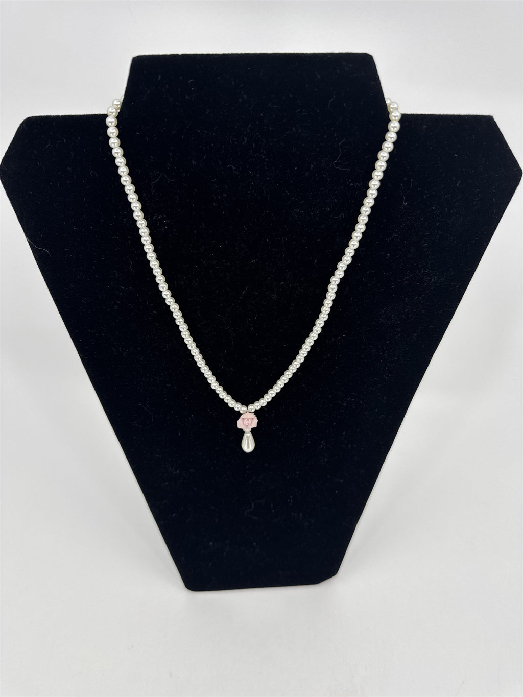 Vintage Tiny Faux White Pearl Pink Rose Vibrant Necklace Estate Costume Jewelry