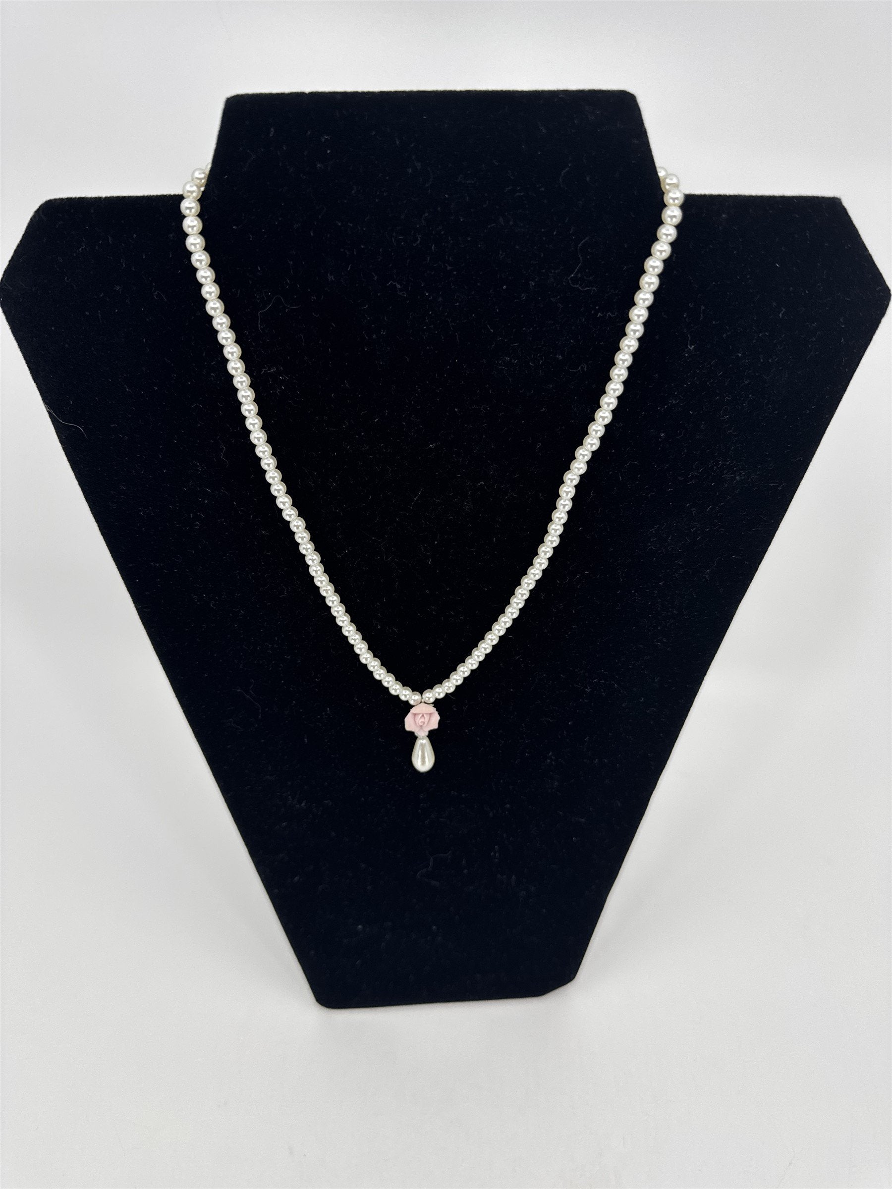 Vintage Tiny Faux White Pearl Pink Rose Vibrant Necklace Estate Costume Jewelry