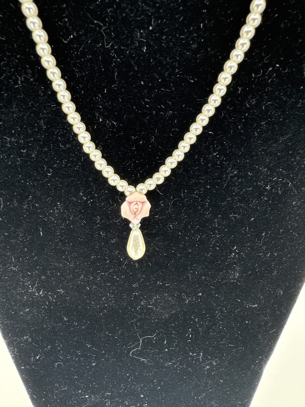 Vintage Tiny Faux White Pearl Pink Rose Vibrant Necklace Estate Costume Jewelry