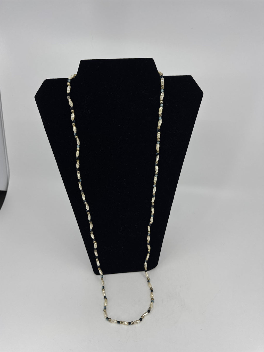 Vintage Tiny Faux Beaded White/Gold/Blue Necklace Estate Costume Jewelry