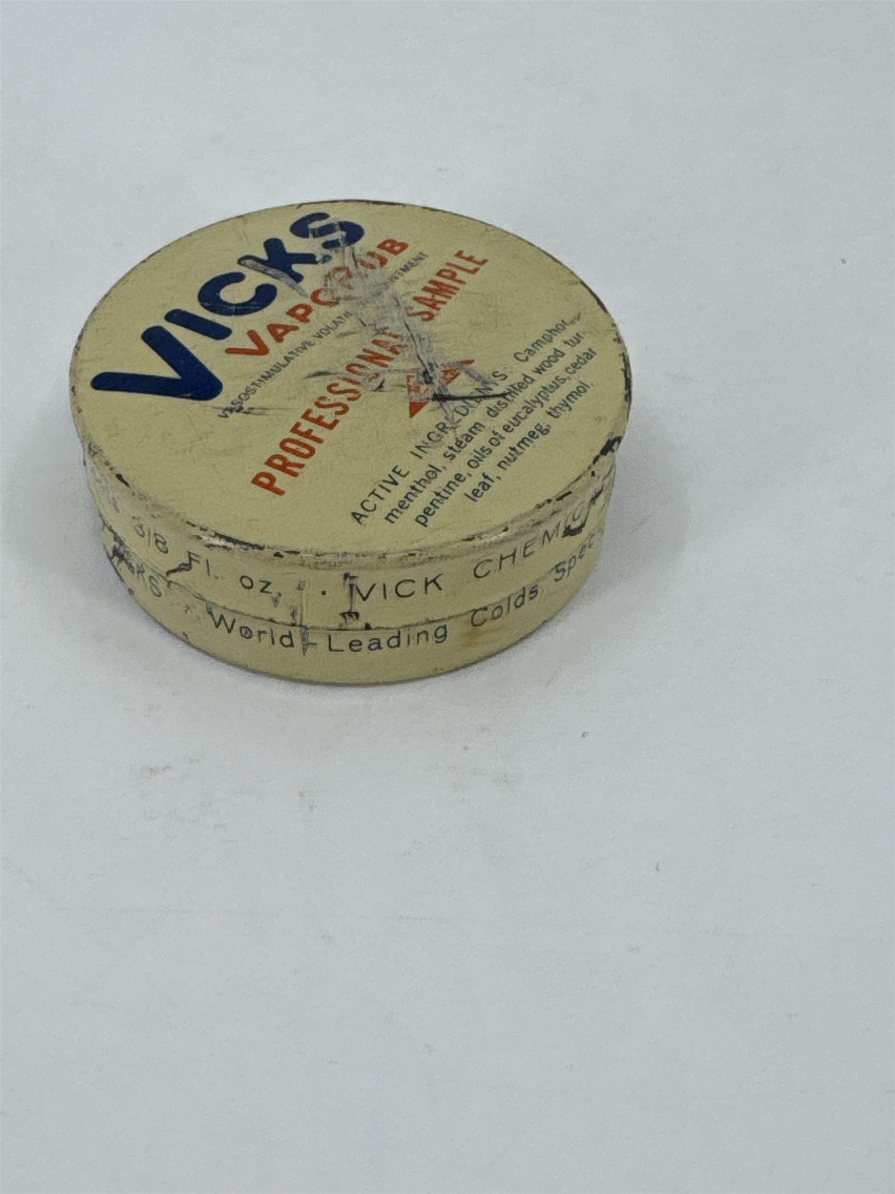 Vintage VICKS VapoRub Professional Sample Salve Tin VICK CHEMICAL COMPANY Tin