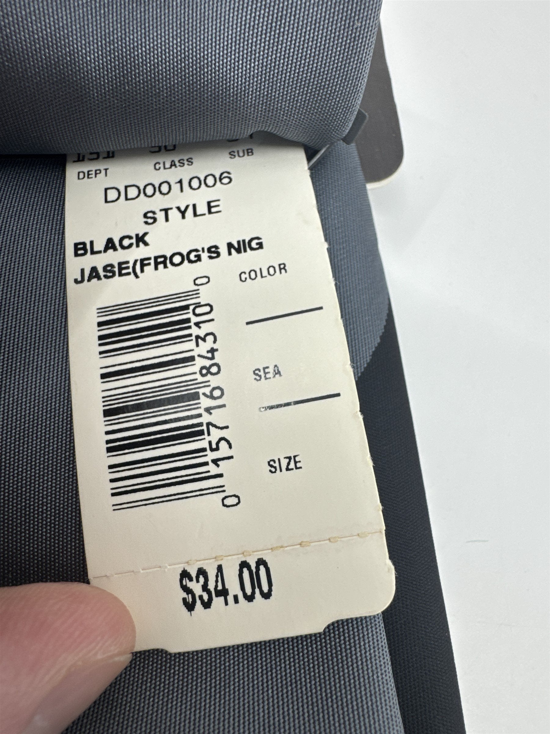 A&E Duck Dynasty Mens Tie I'm A Frog's Nightmare Jase Gray/Black Tie