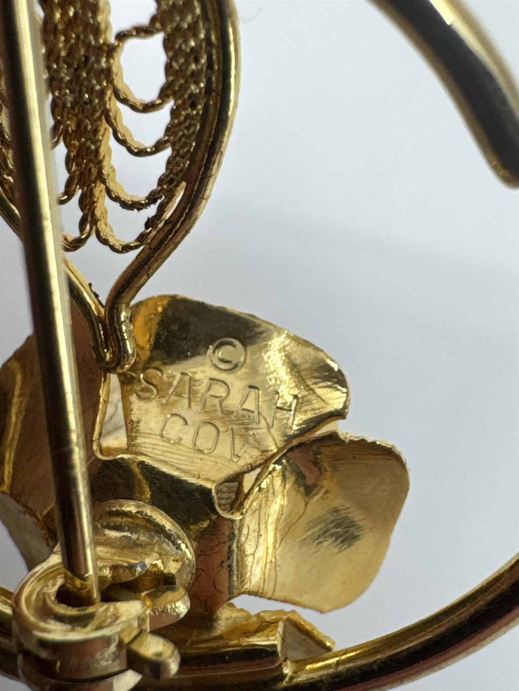 Vintage Sarah Coventry Promise Gold Tone Brooch Pin Vintage Rose Flower Leaf Pin