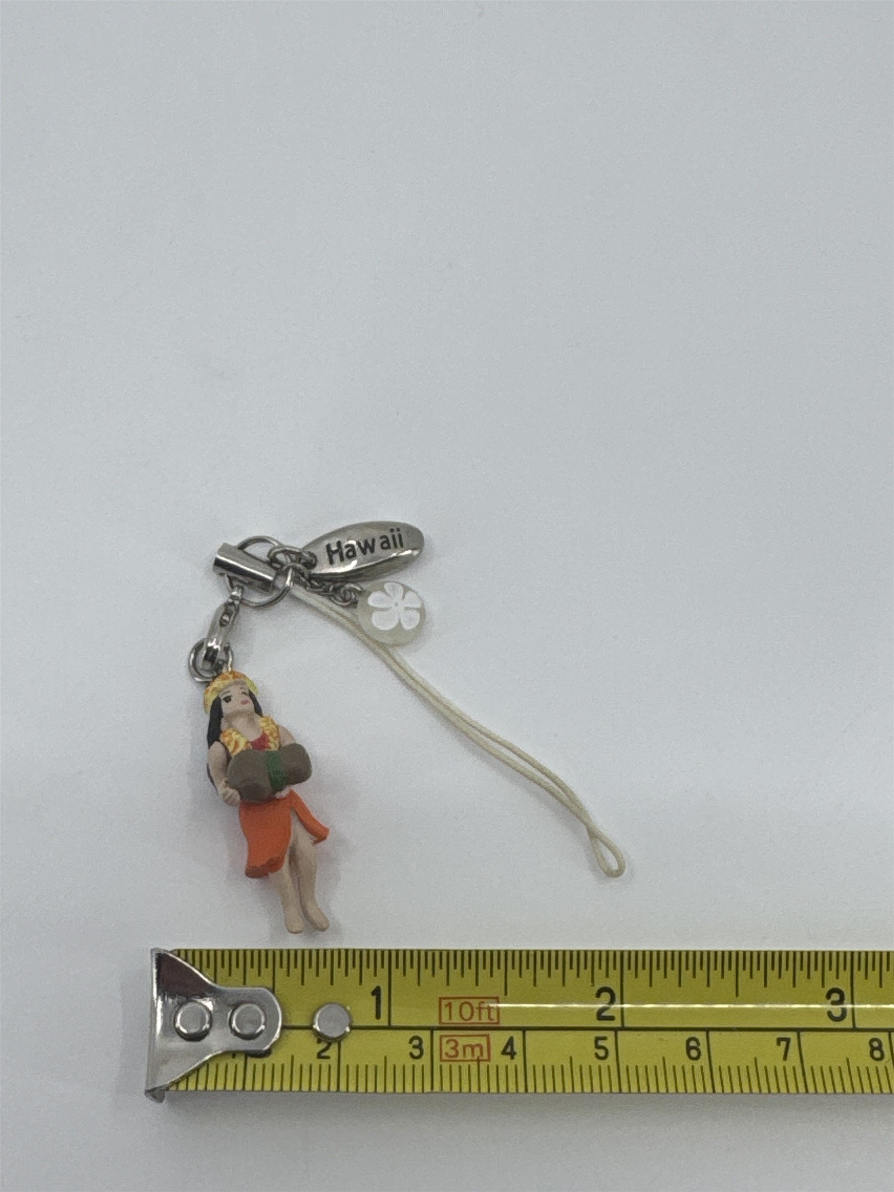 Vintage Hawaiian Girl with Jug Sand-Dollar Novelty Souvenir Keychain Keepsake