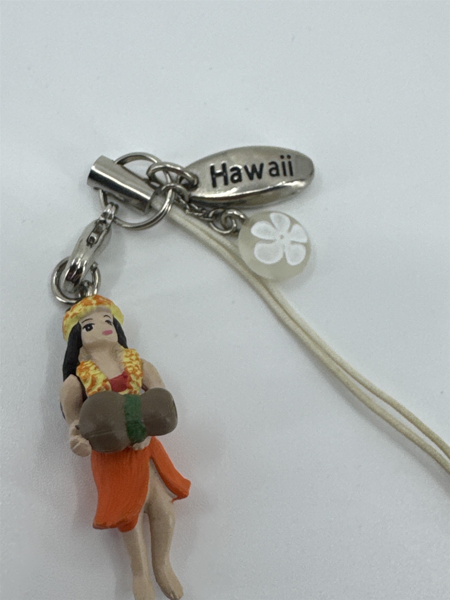 Vintage Hawaiian Girl with Jug Sand-Dollar Novelty Souvenir Keychain Keepsake