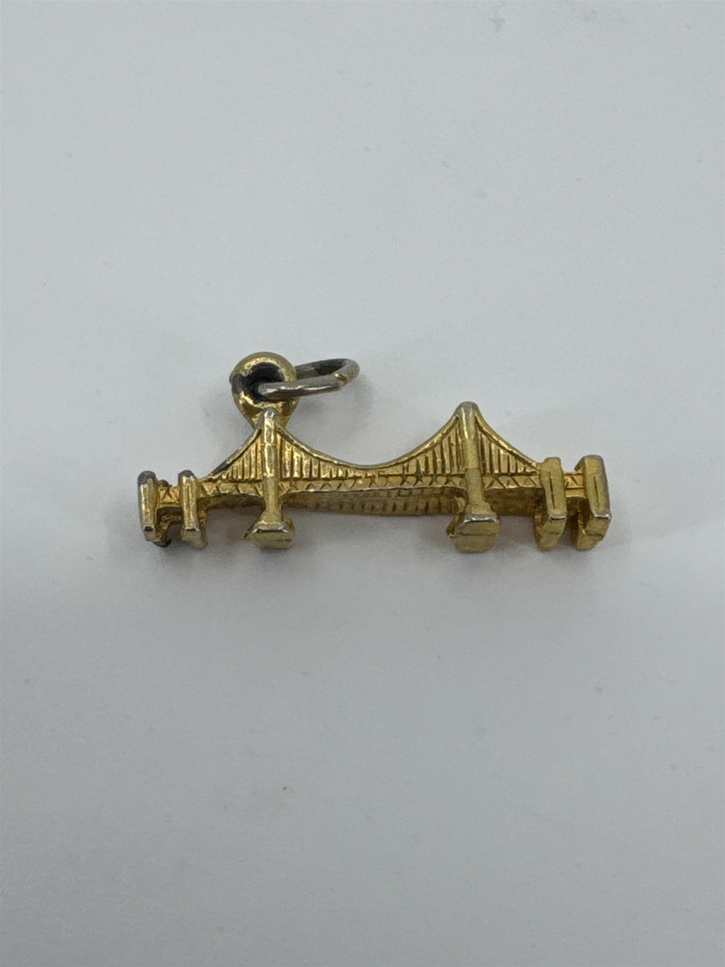 Vintage Gold-Toned San Francisco California Golden Gate Bridge Charm (Worn)