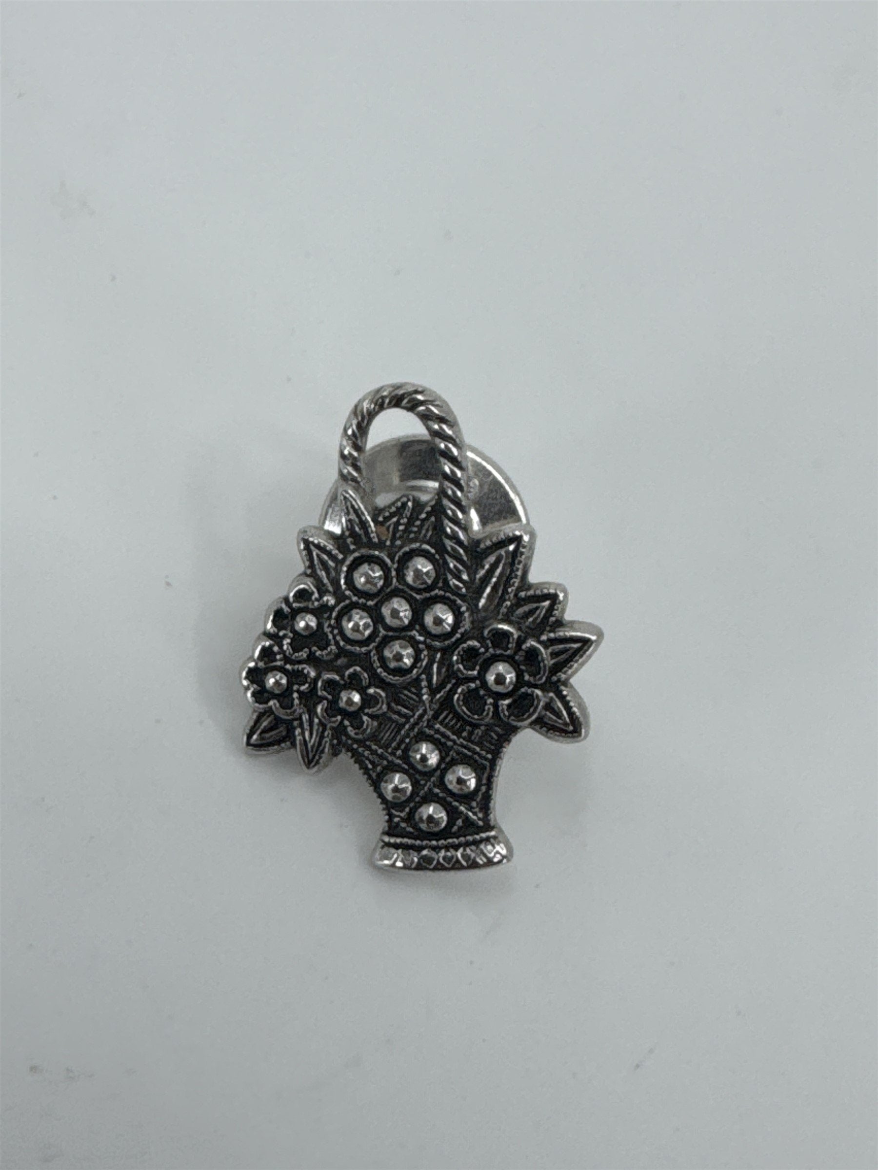 Vintage AVON Silver Toned Flower Basket Floral Brooch Lapel Pin Mothers Day
