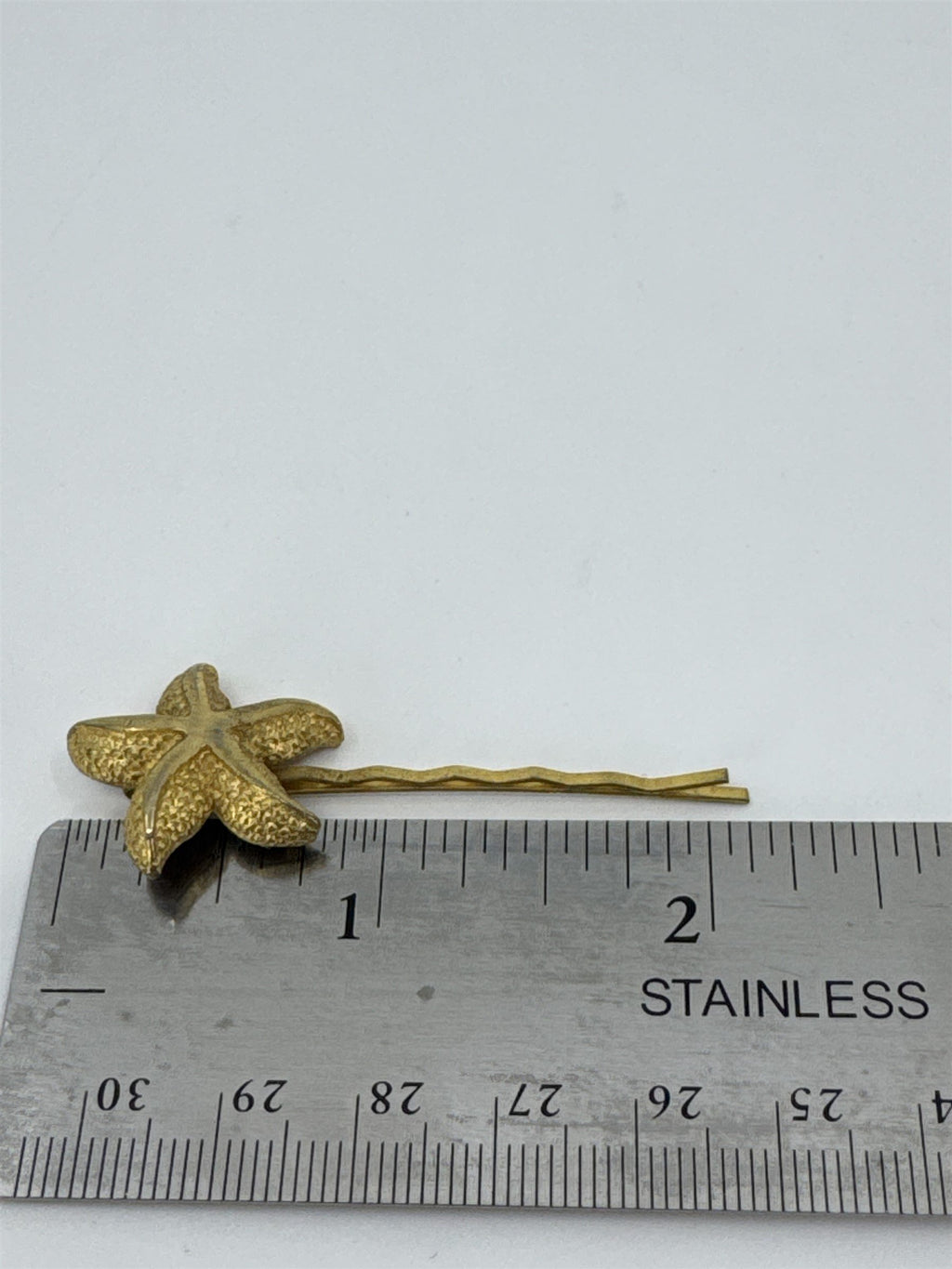 Vintage Gold Tone Starfish Hairpin Bobby Pin Textured Metal