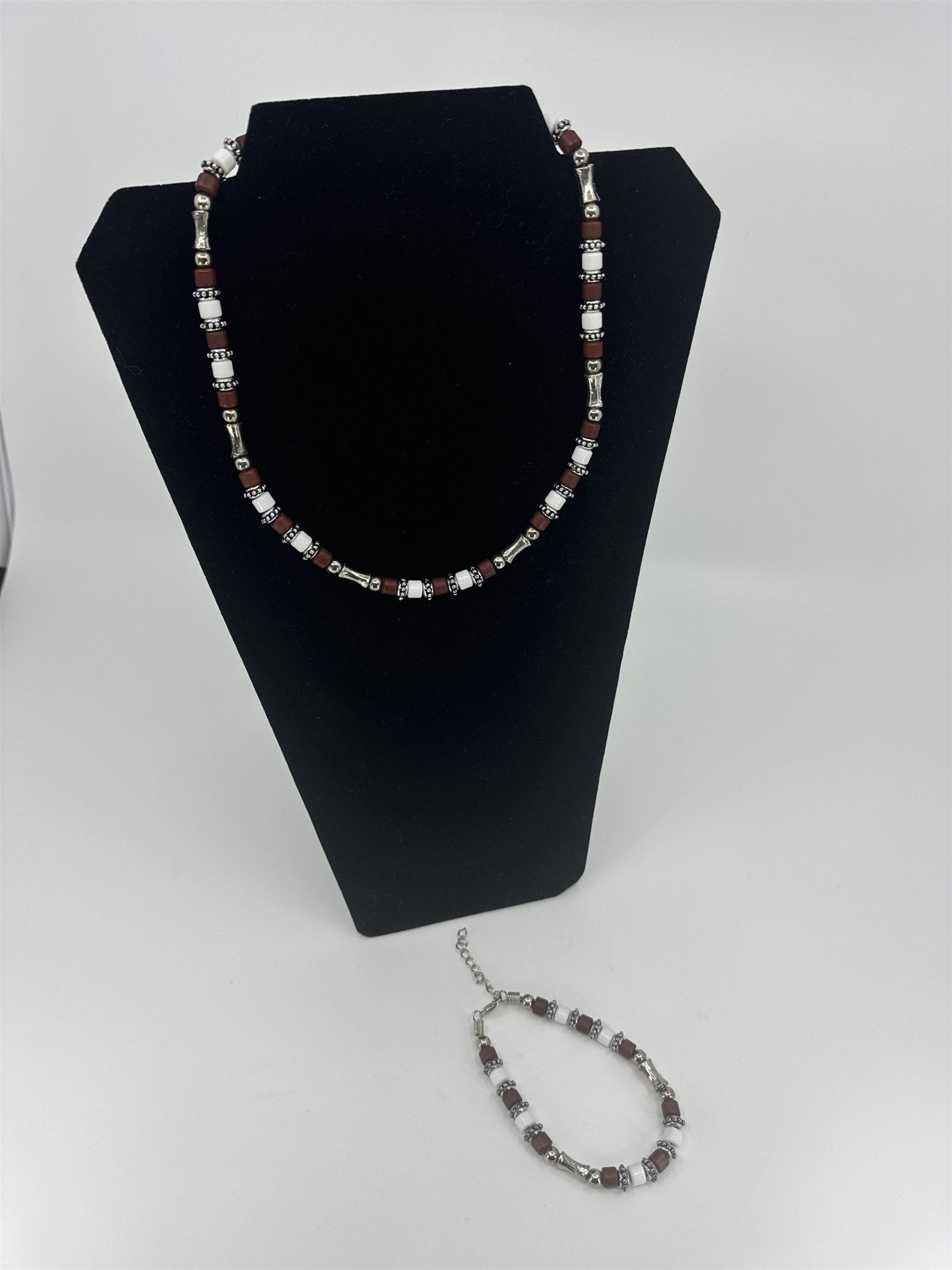 Vintage Boho Beaded Brown/White/Silver-Tone Beads Necklace and Bracelet Set
