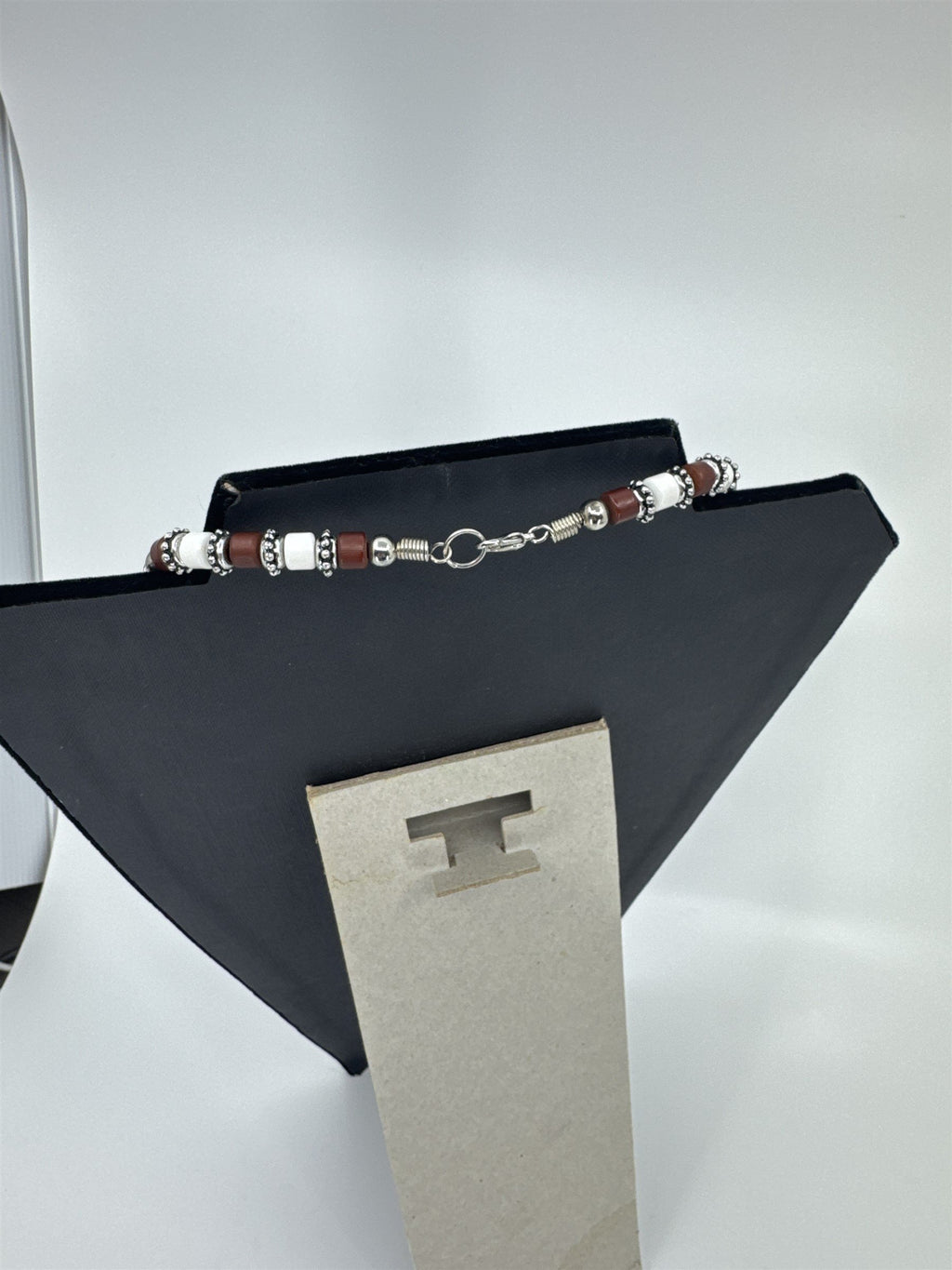 Vintage Boho Beaded Brown/White/Silver-Tone Beads Necklace and Bracelet Set